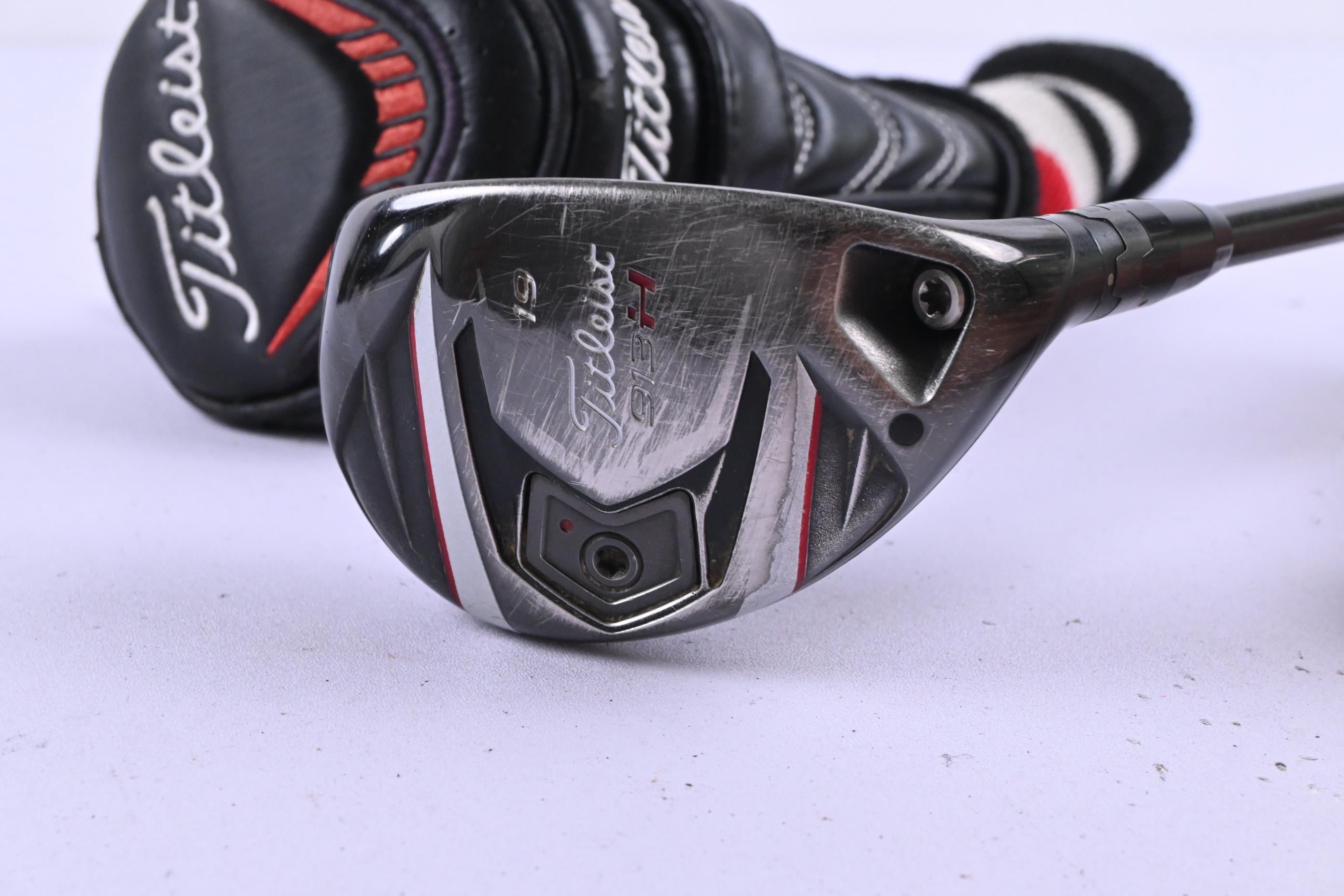 Titleist 913H #3 Hybrid / 19 Degree / Stiff Flex Aldila RIP Phenom 80 Shaft