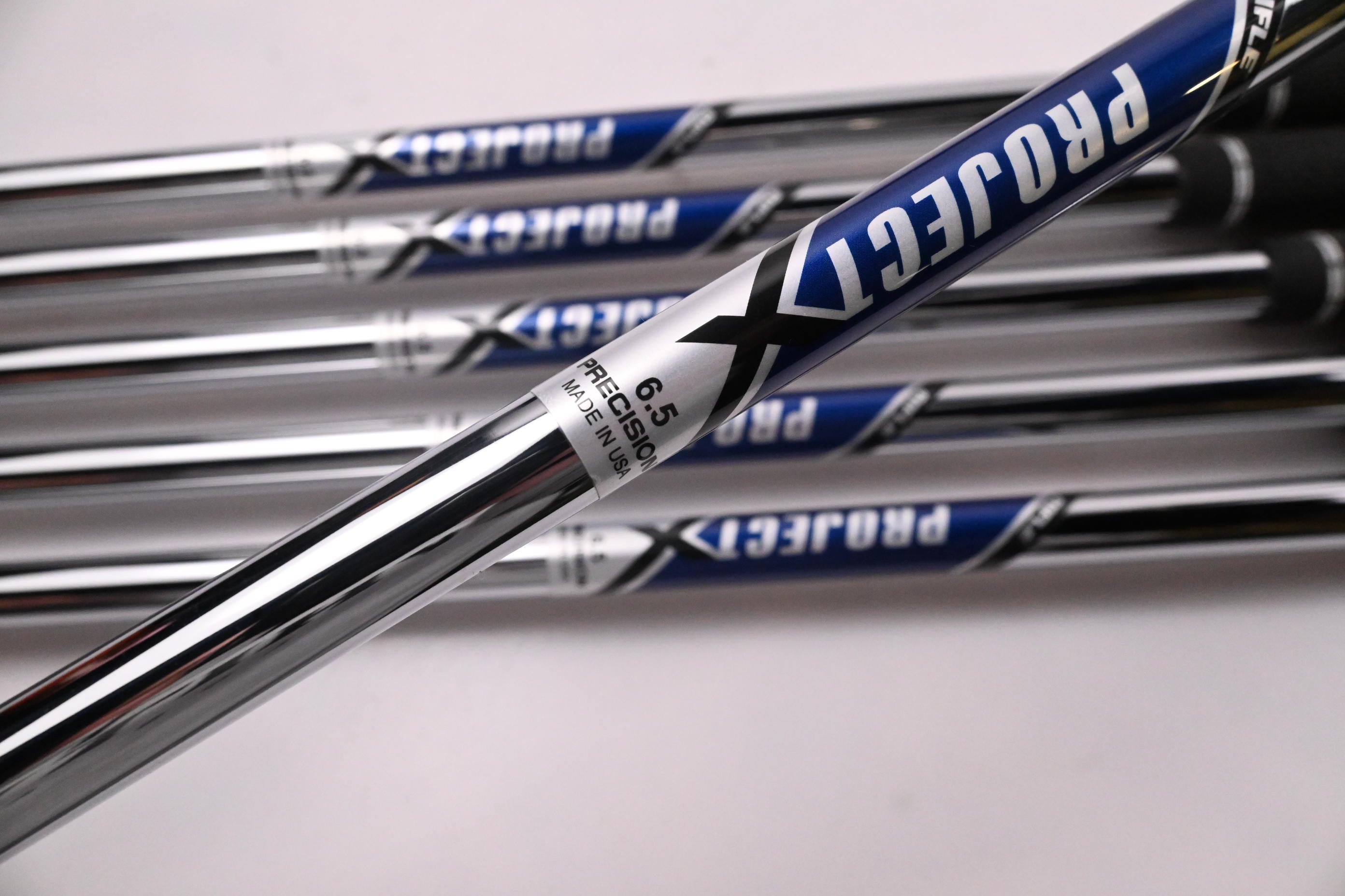 Titleist T250* 2025 Irons / 5-PW / X-Flex Project X Shafts