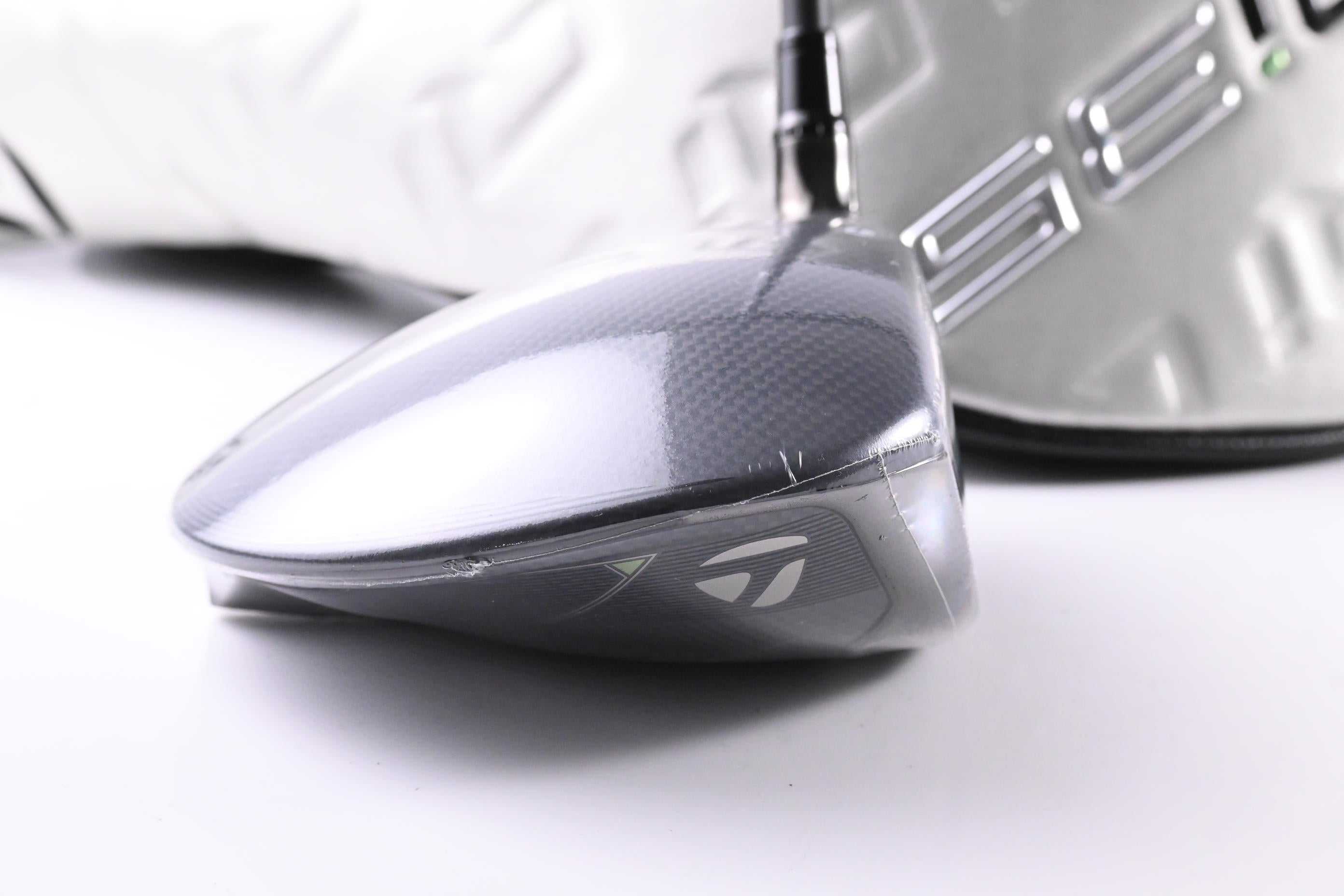 Taylormade Qi35 Driver / 9 Degree / Regular Flex Fujikura Ventus Blue '25 5