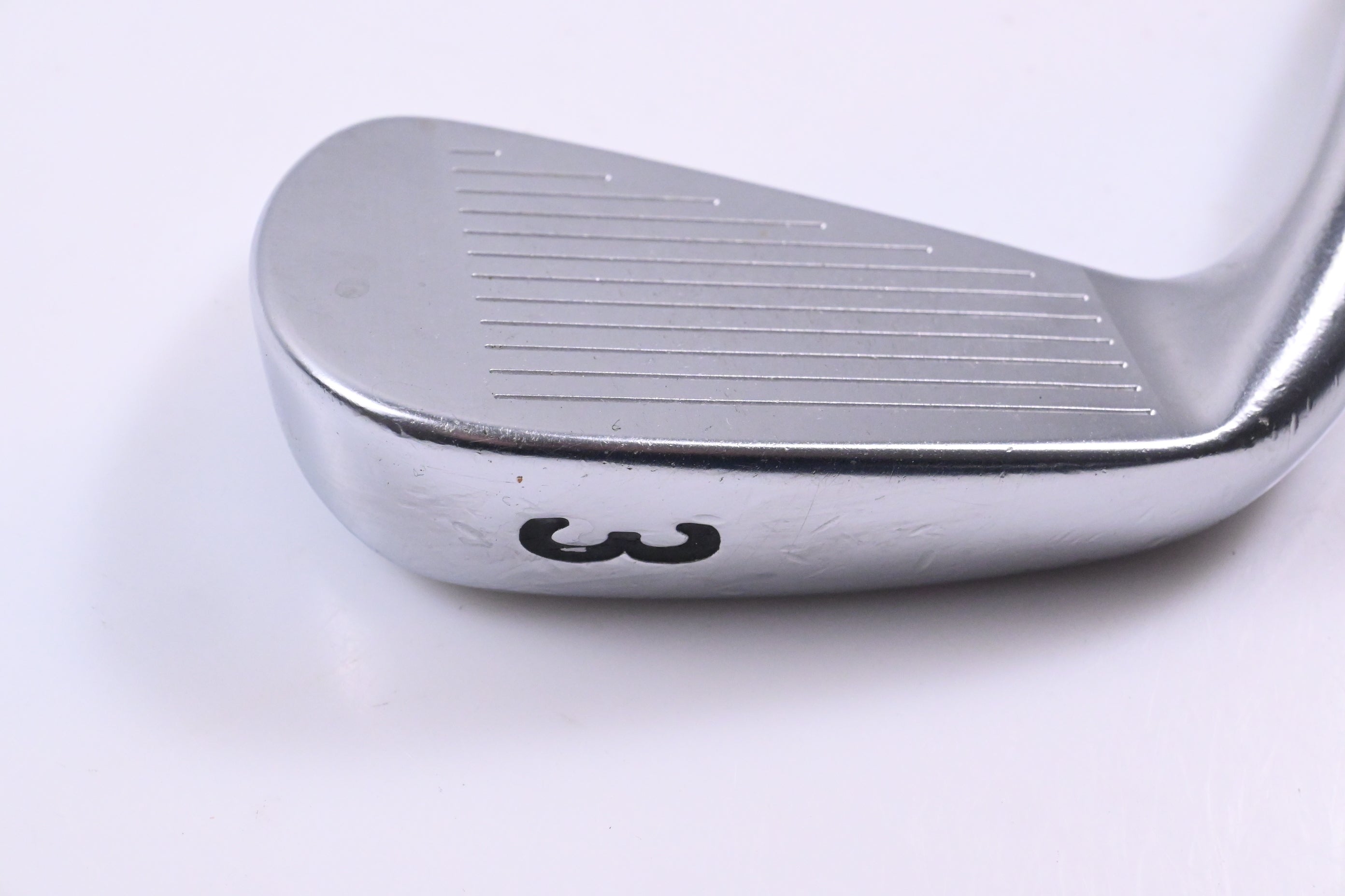Titleist 712U #3 Iron / 21 Degree / Regular Flex Dynamic Gold R300 Shaft