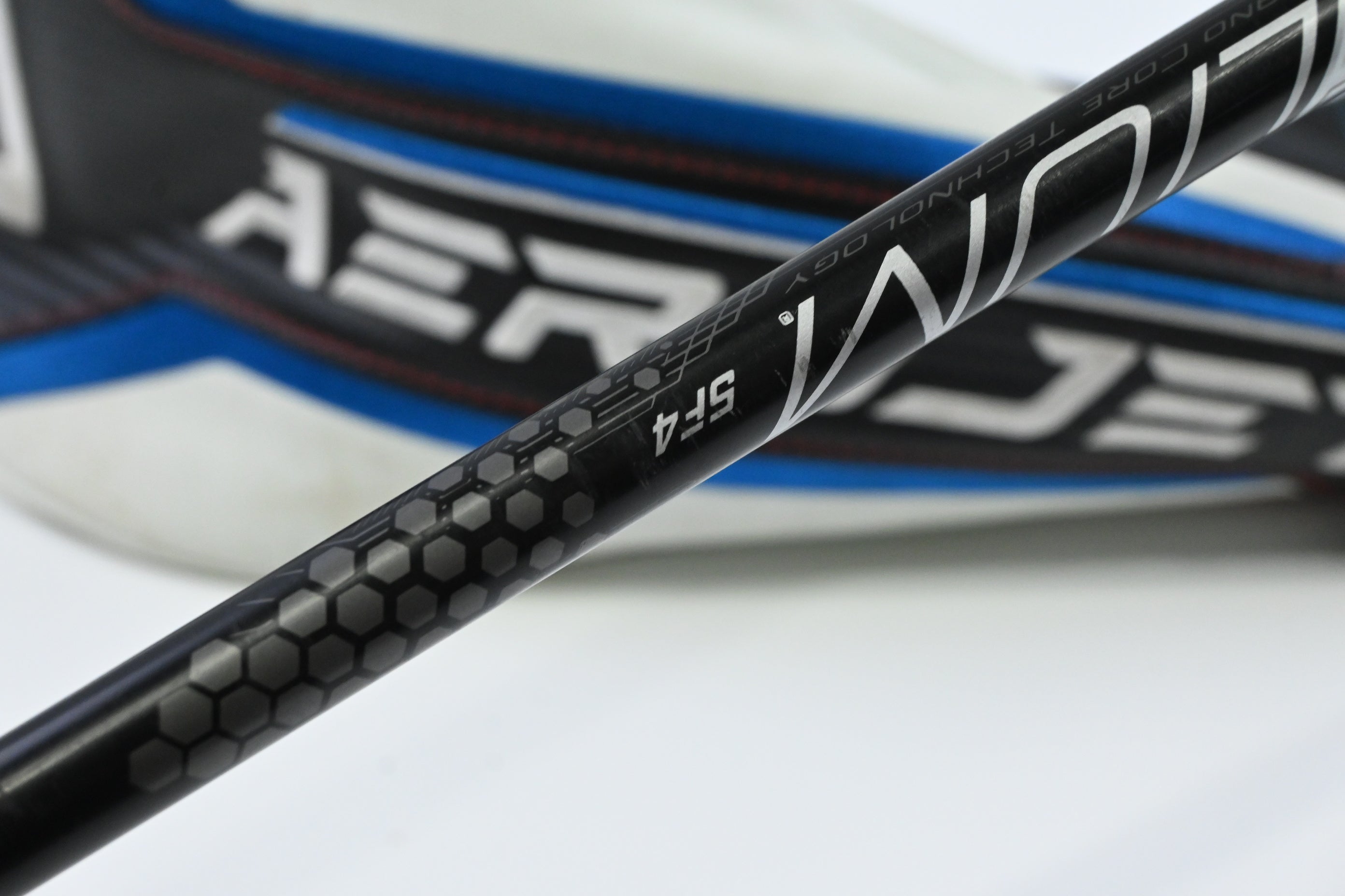 Cobra Aerojet Max Driver / 10.5 Degree / Stiff Flex UST Helium Nanocore 5