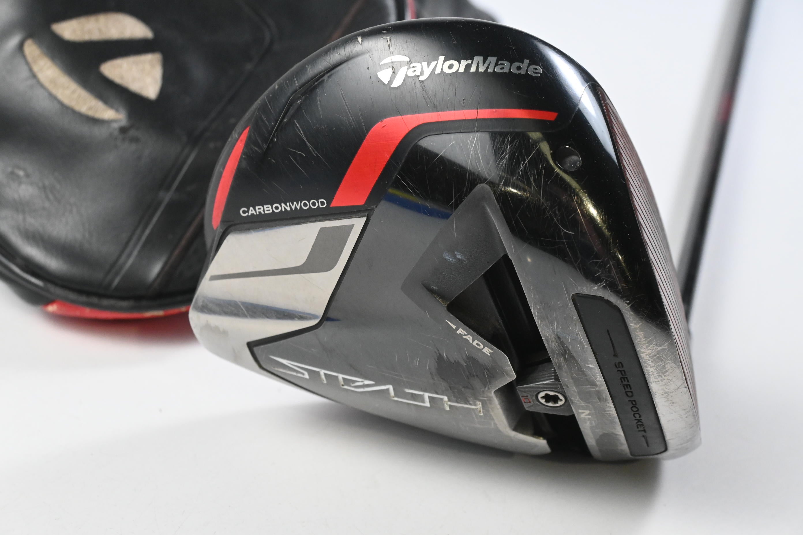 Taylormade Stealth Driver / 10.5 Degree / Stiff Flex Hzrdus Smoke Red RDX 60