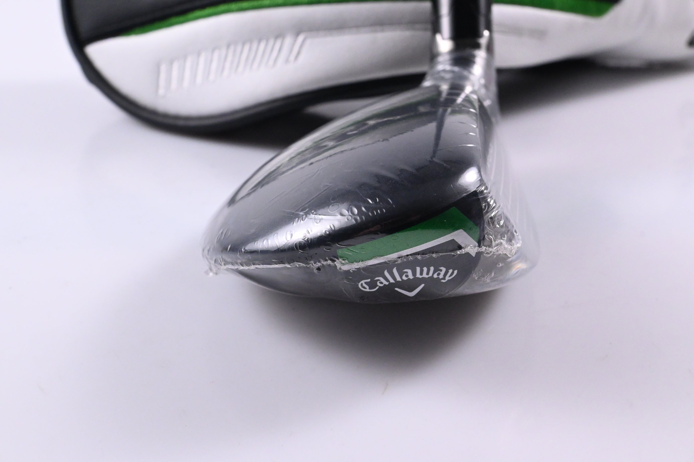 Callaway Elyte #4 Hybrid / 22 Degree / Regular Flex Denali Charcoal 60 Shaft