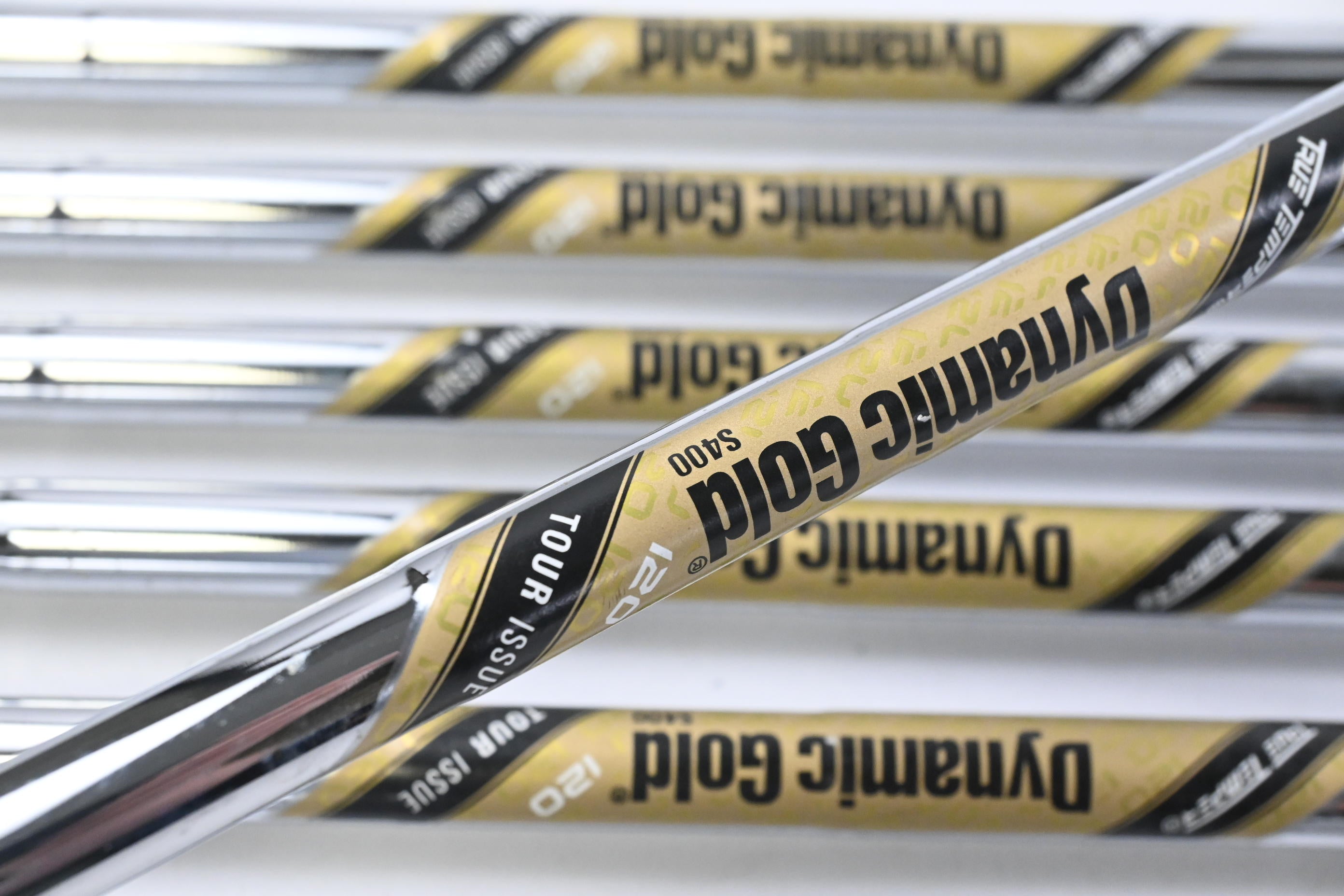 Callaway Apex Pro 19 Irons / 3-9i / Stiff Flex Dynamic Gold 120 S400 Shafts