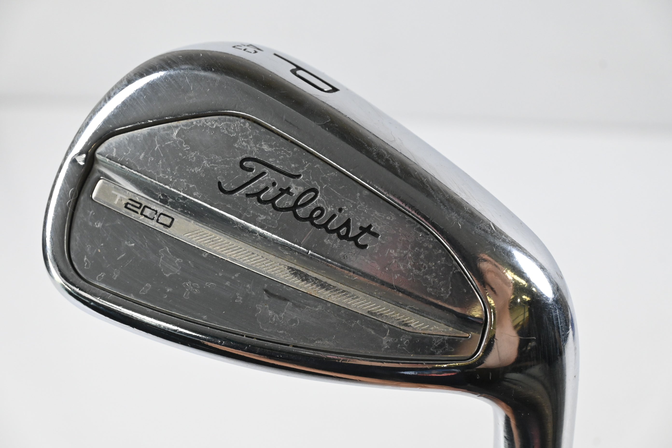 Titleist T200 2023 Pitching Wedge / 43 Degree / Regular Flex AMT Red R300 Shaft