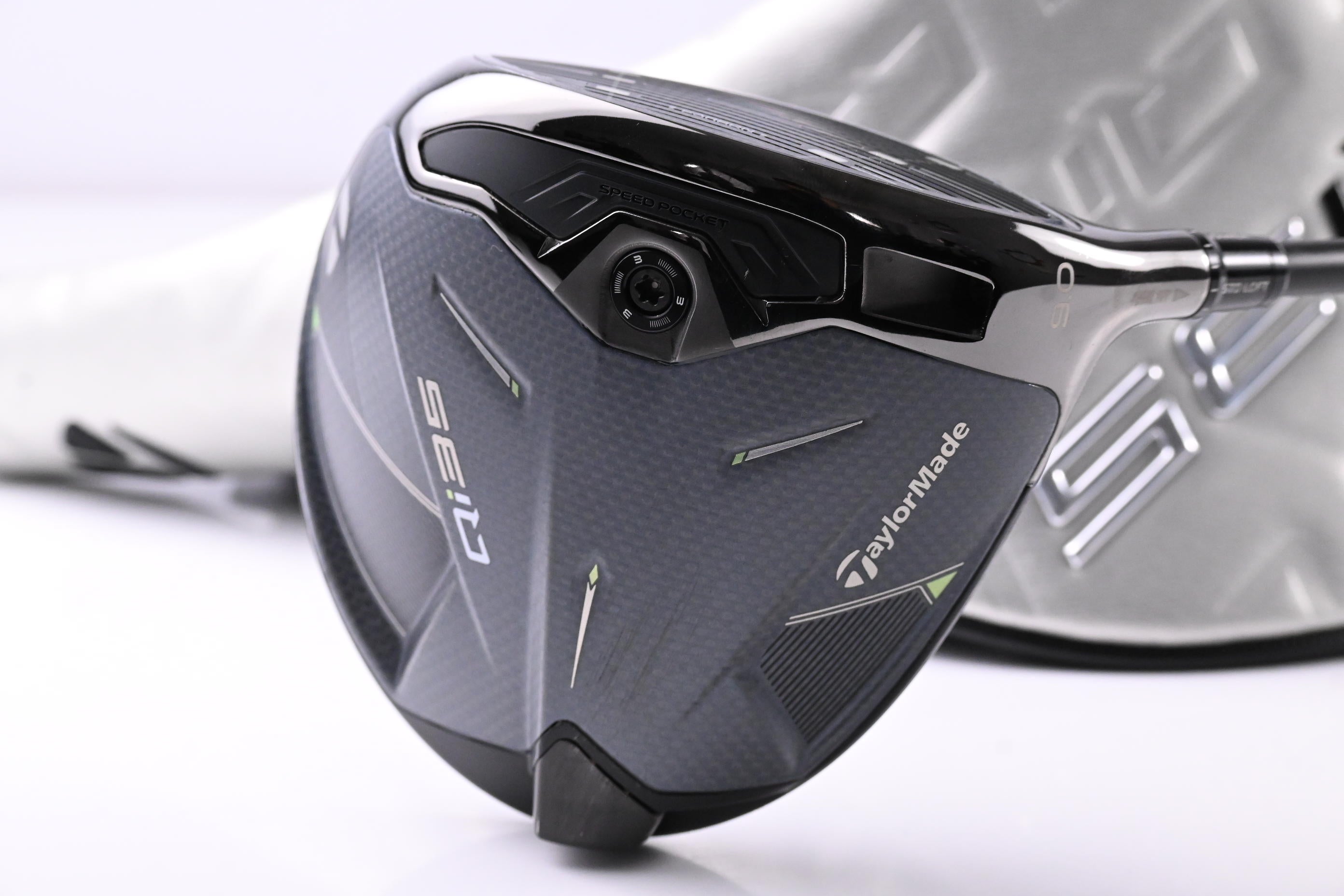 Taylormade Qi35 Driver / 9 Degree / Stiff Flex Fujikura Ventus Blue 5 Shaft