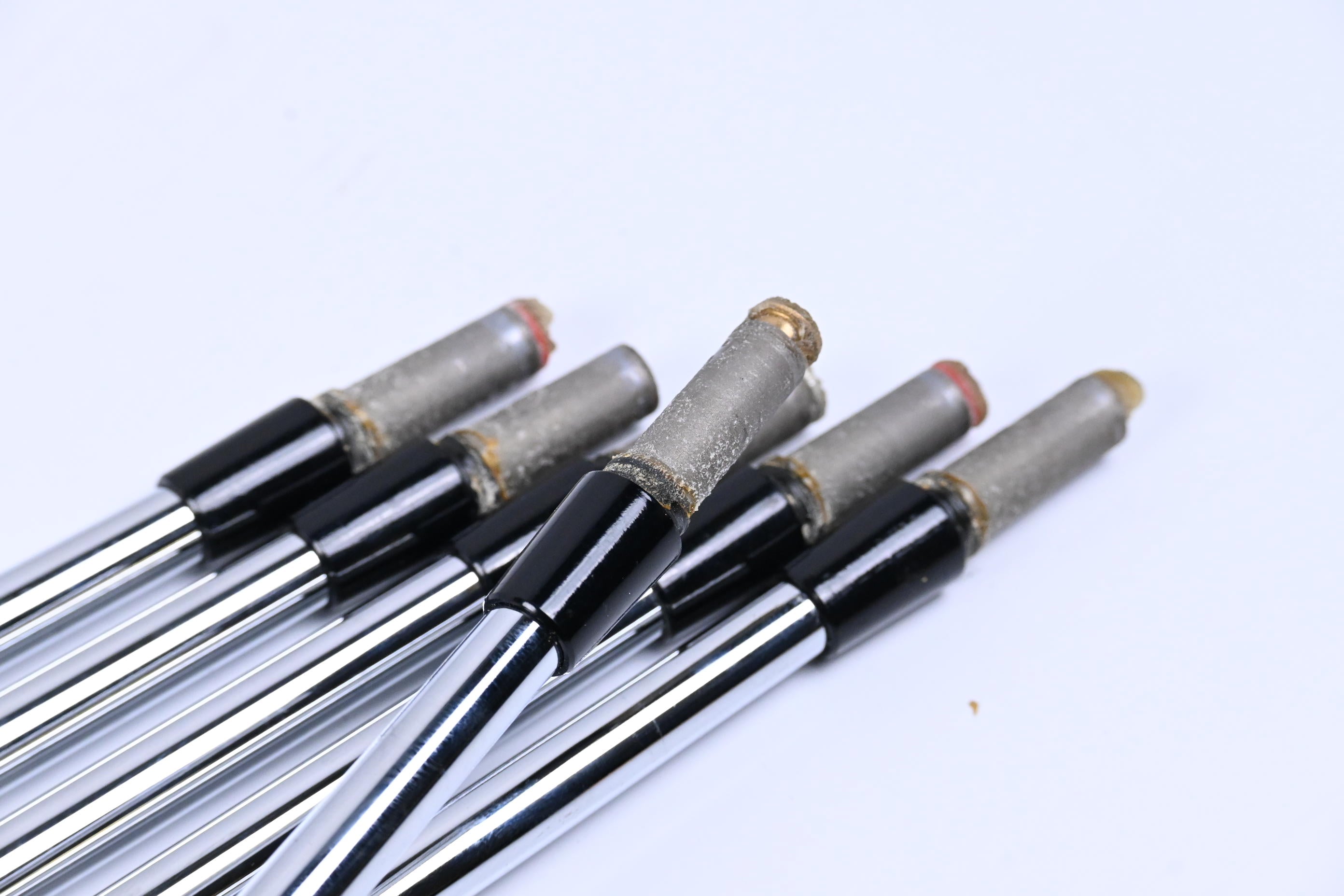 Dynamic Gold S200 Iron Shafts / Stiff Flex / Set of 6 / .355 Tip