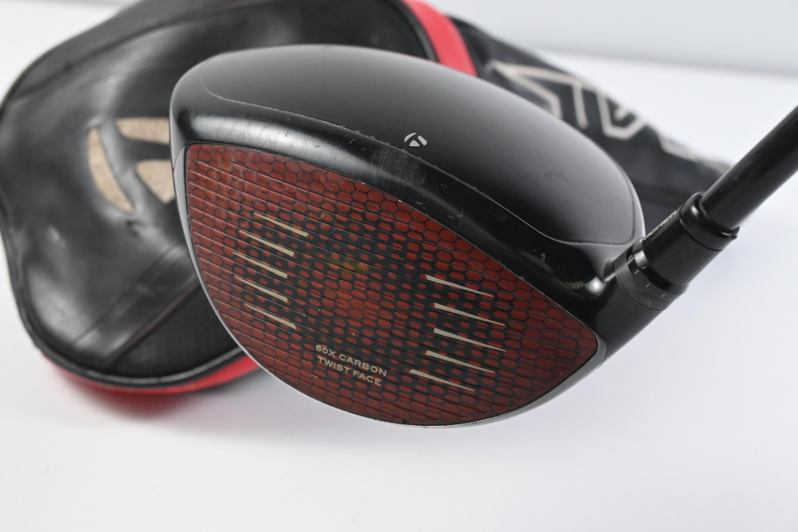 Taylormade Stealth Driver / 10.5 Degree / Stiff Flex Hzrdus Smoke Red RDX 60