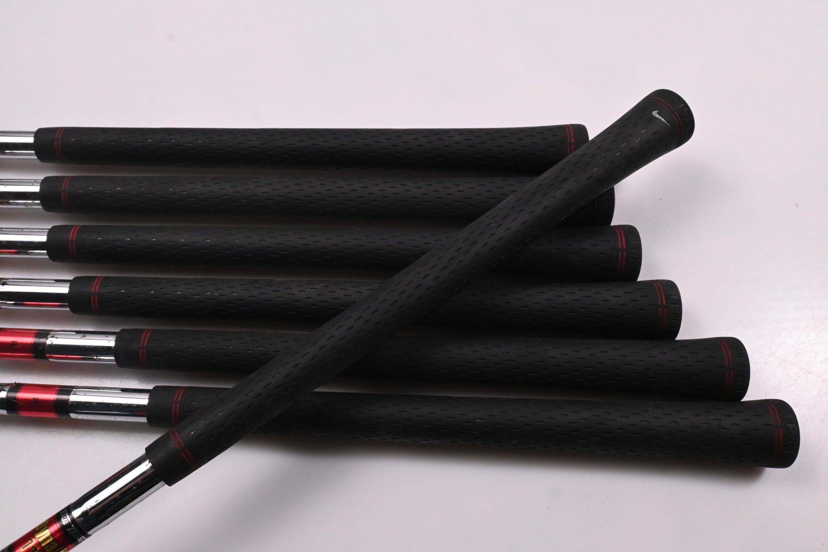 Nike VR Pro Cavity Irons / 4-PW / Regular Flex Dynalite 90 Shafts