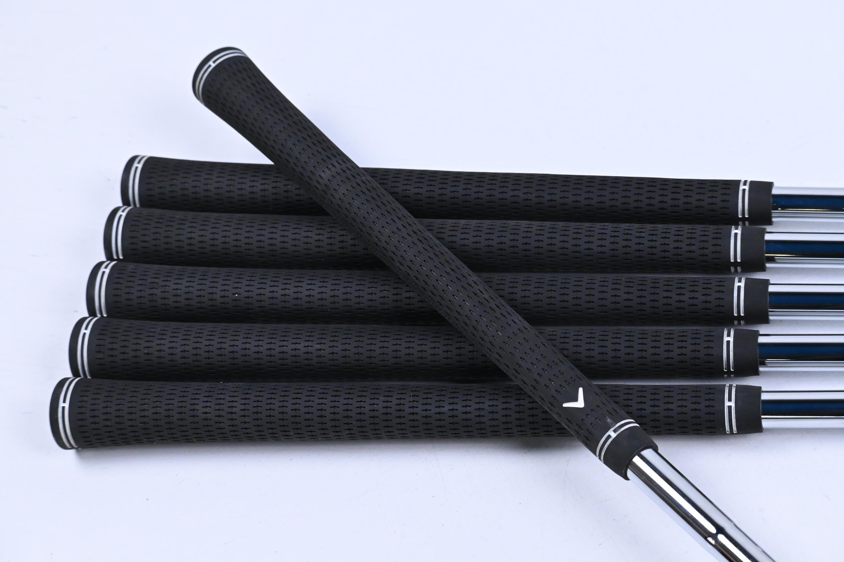 Dynamic Gold S200 Iron Shafts / Stiff Flex / Set of 6 / .355 Tip