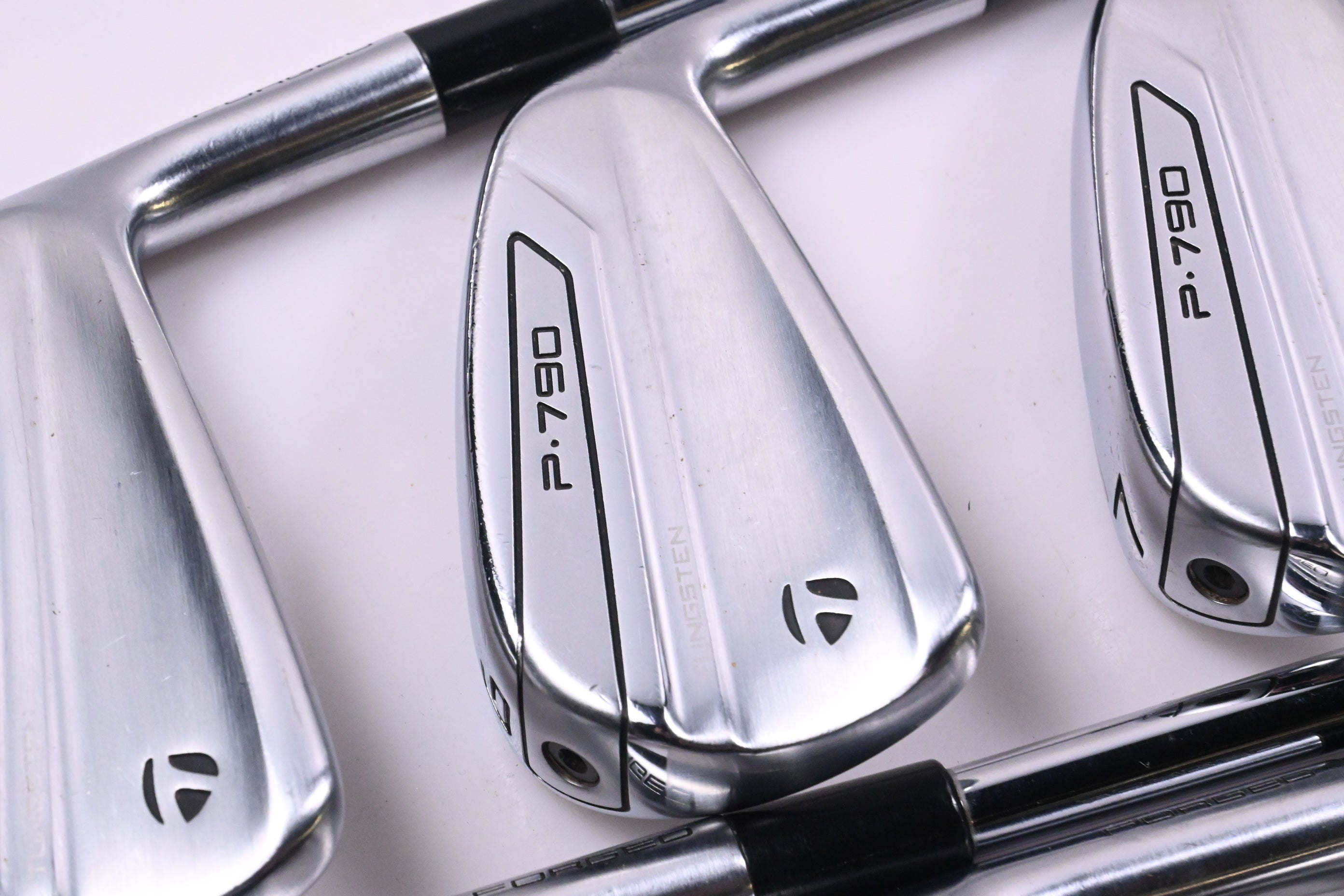 Taylormade P790 2019 Irons / 5-PW / Stiff Flex Dynamic Gold 105 S300 Shafts