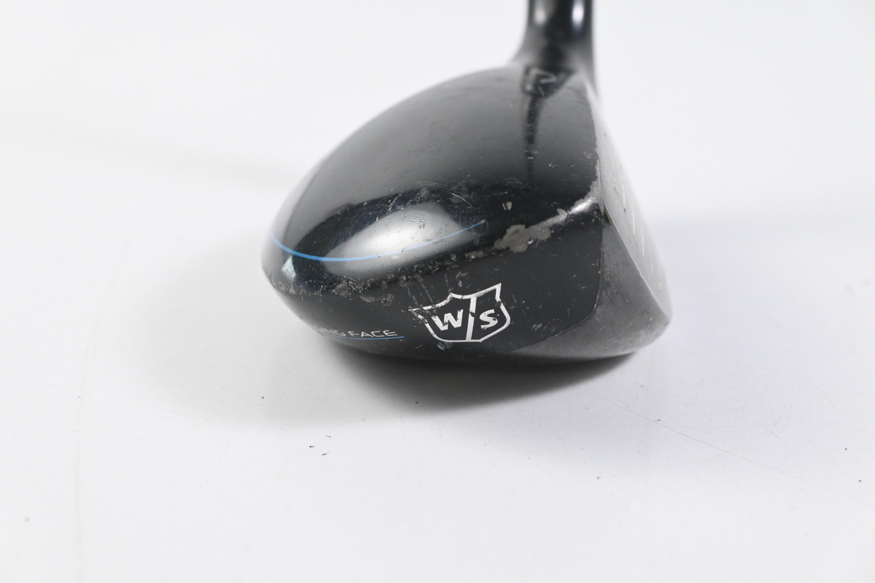 Wilson Staff D7 #4 Hybrid / 22 Degree / Regular Flex Recoil 460 Shaft