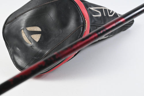 Taylormade Stealth Driver / 10.5 Degree / Stiff Flex Hzrdus Smoke Red RDX 60