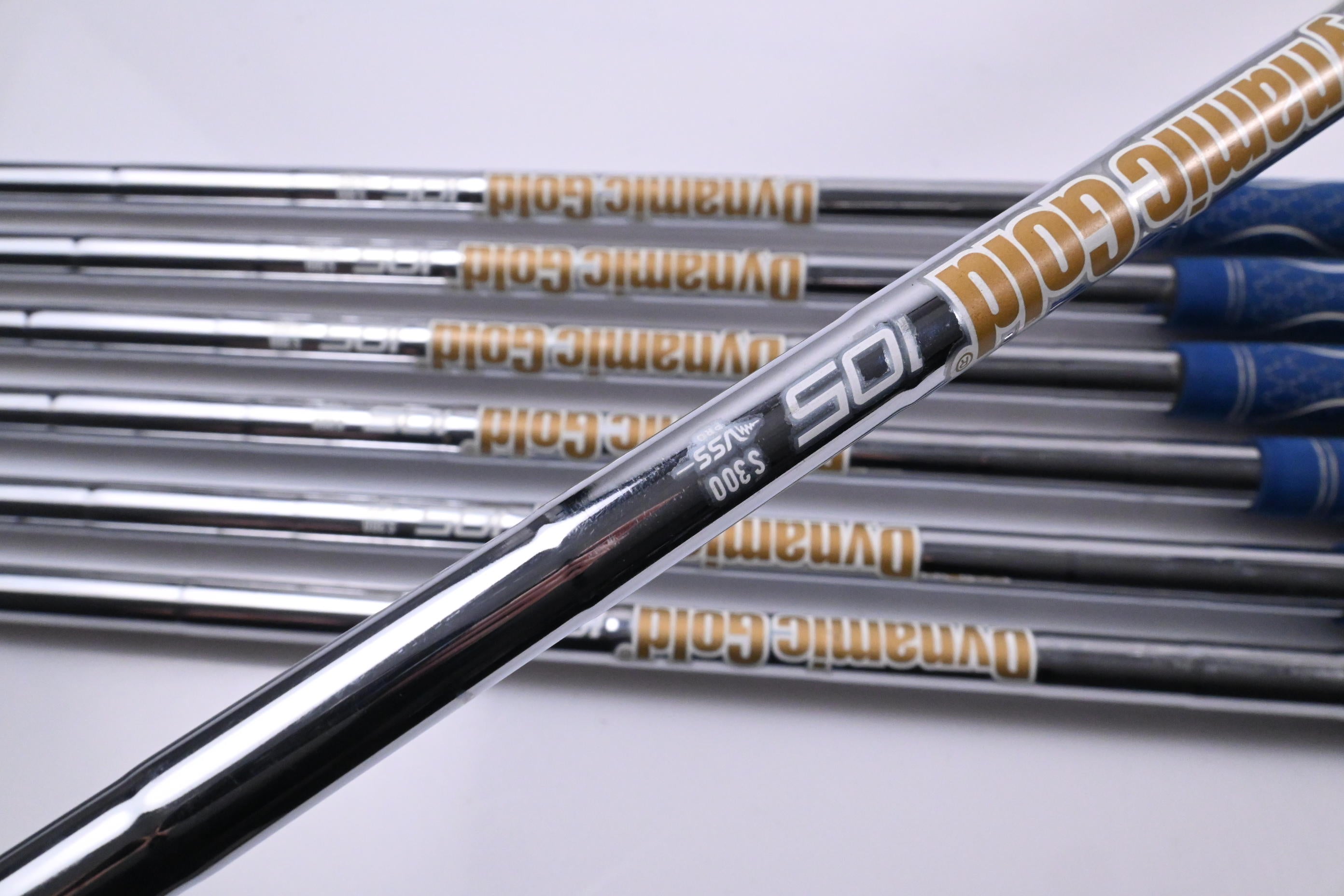 Taylormade P790 2023 Irons / 5-PW+GW / Stiff Flex Dynamic Gold 105 S300 Shaft