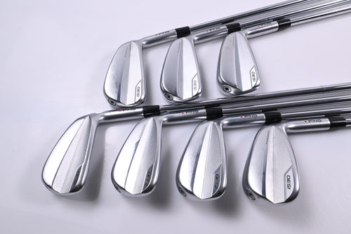 Ping i530 Irons / 4-PW / Red Dot / Red Dot / Stiff Flex Dynamic Gold S300 Shafts