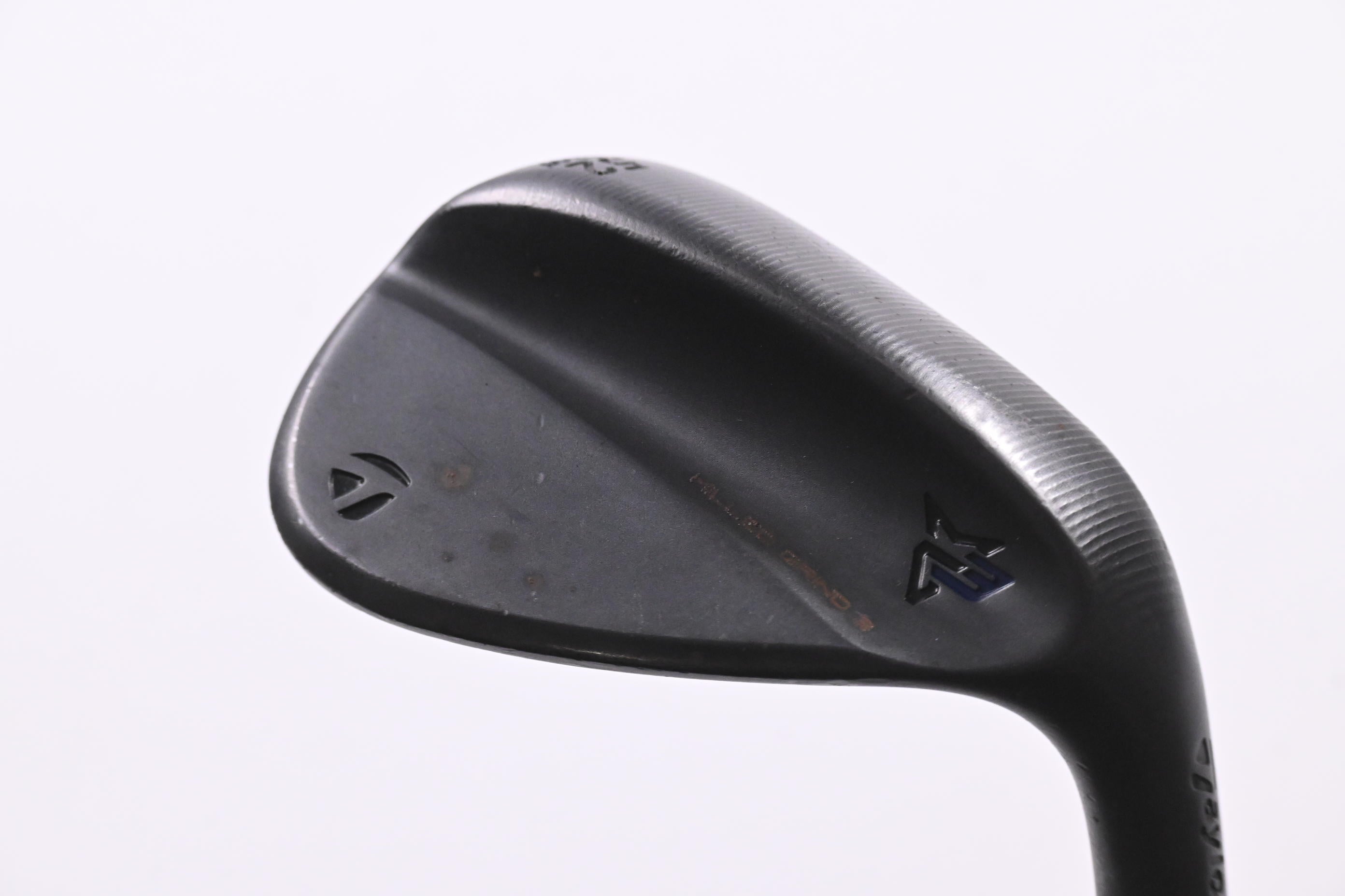 Taylormade Milled Grind 3 Black Gap Wedge / 52 Degree / Stiff Flex Dynamic Gold