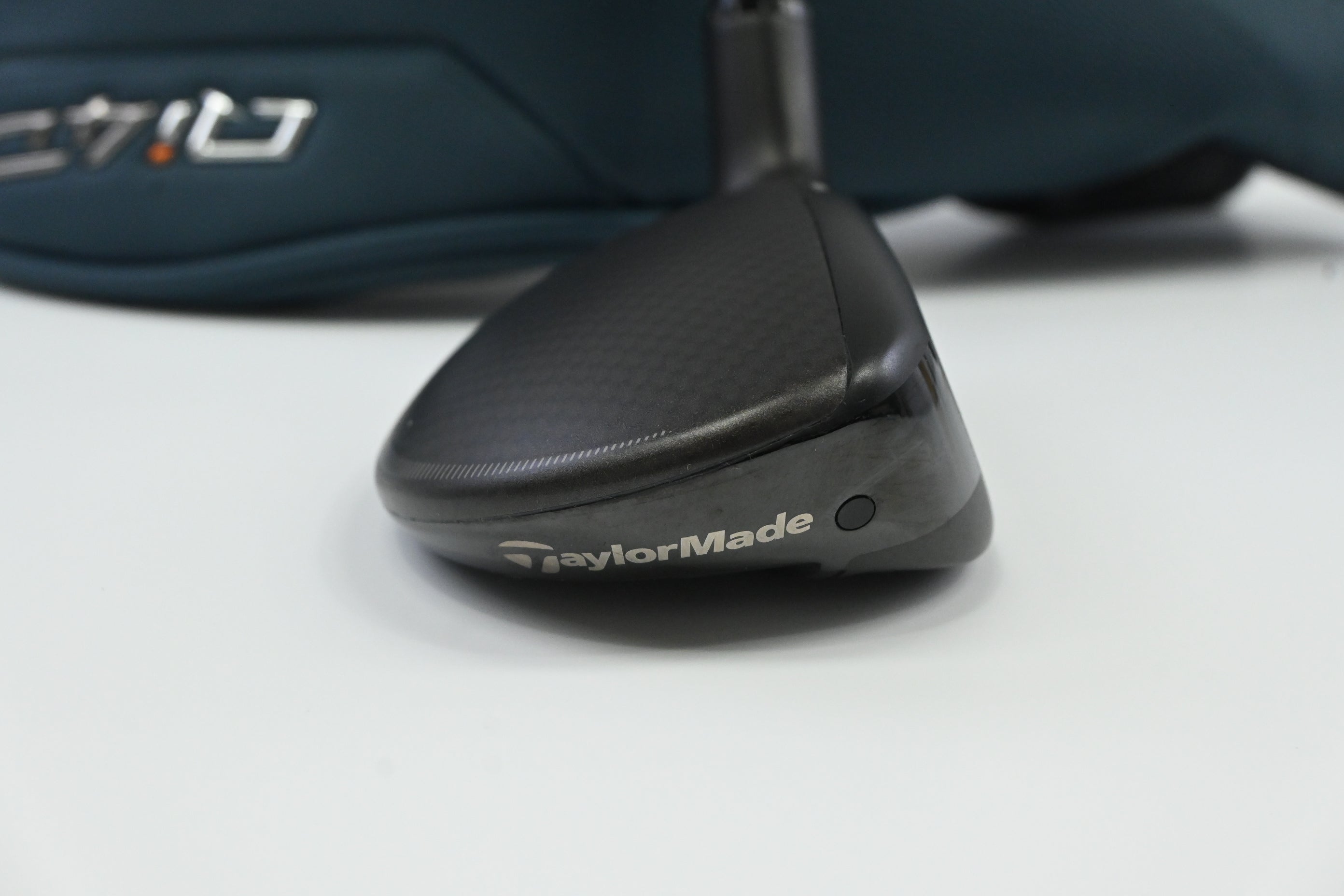 Taylormade Qi4D #3 Hybrid  / 19 Degree / Stiff Flex KBS Reax White 75 Shaft