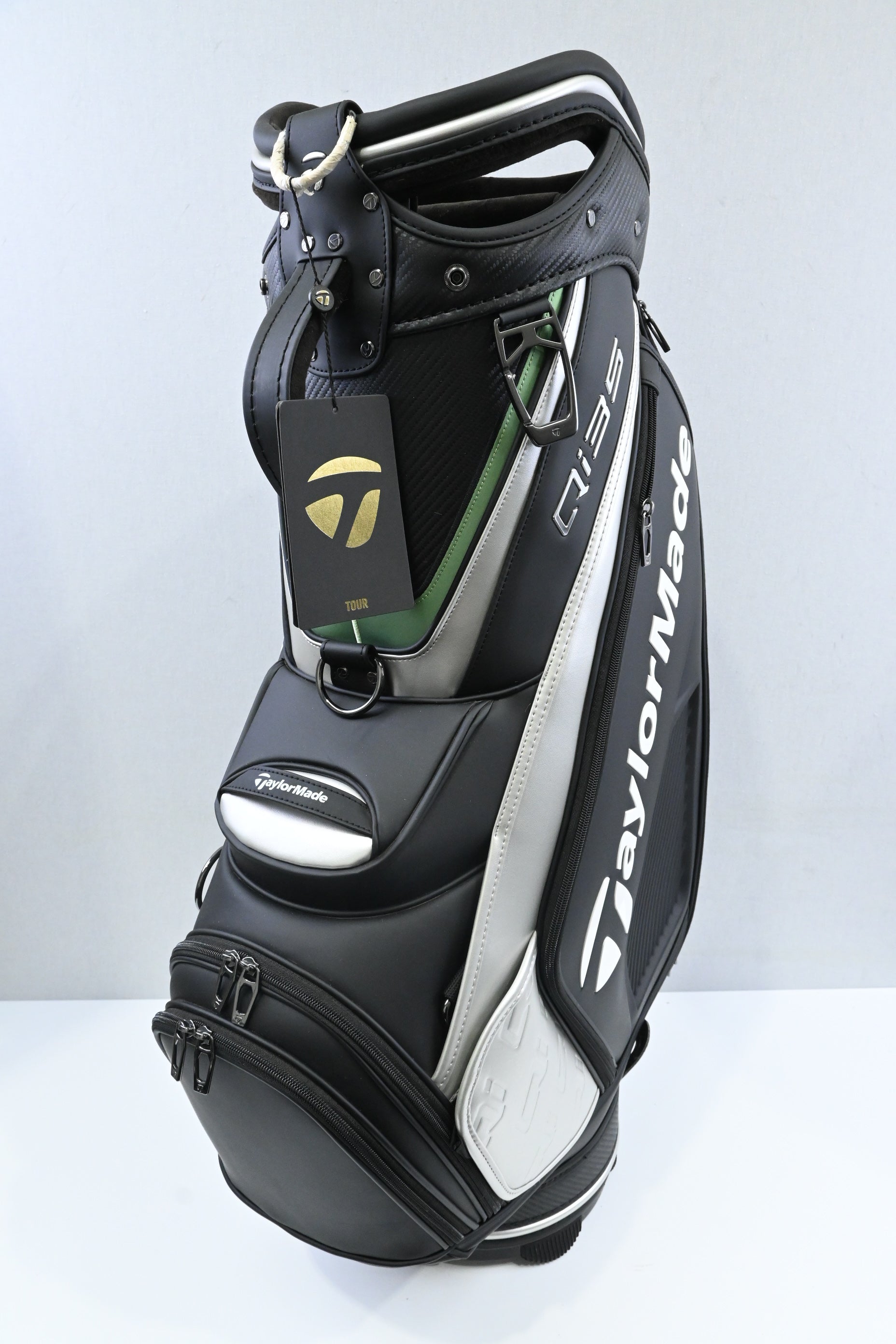 Taylormade Qi35 Tour Bag / 6-Way Divider / Black, Silver