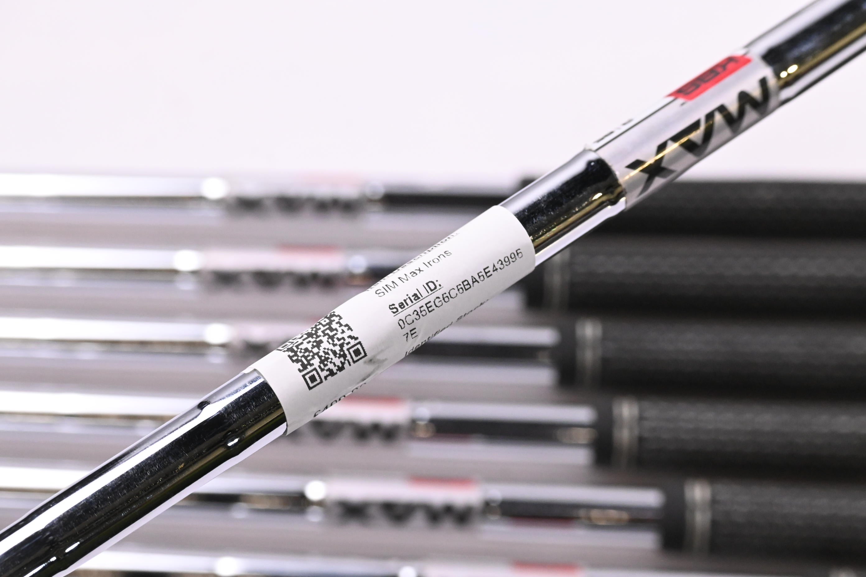 Taylormade SIM Max Irons / 5-PW+GW / Regular Flex KBS MAX 85 Shafts