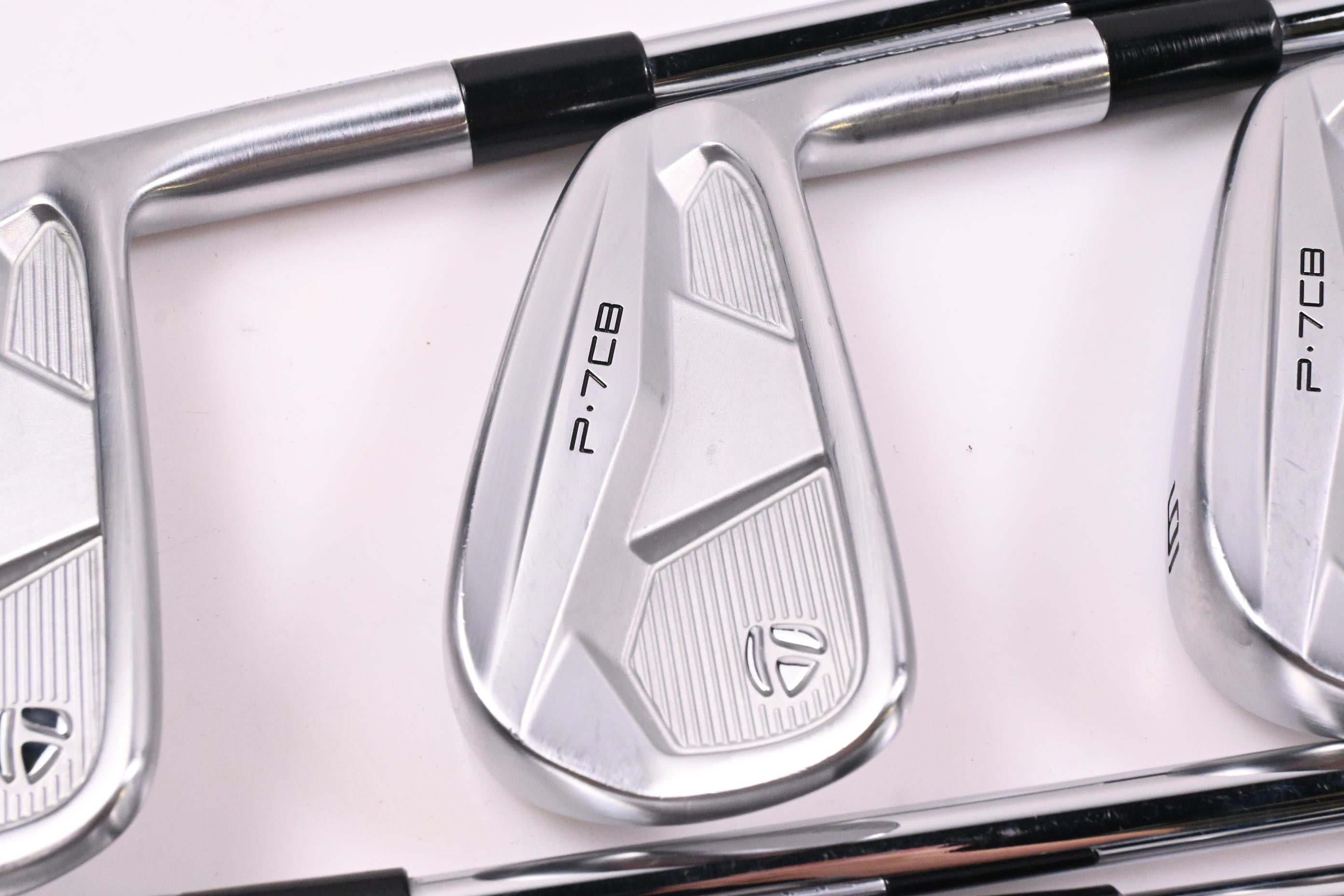 Taylormade P.7CB Irons / 4-PW / Stiff Flex Dynamic Gold Mid 115 S300 Shafts