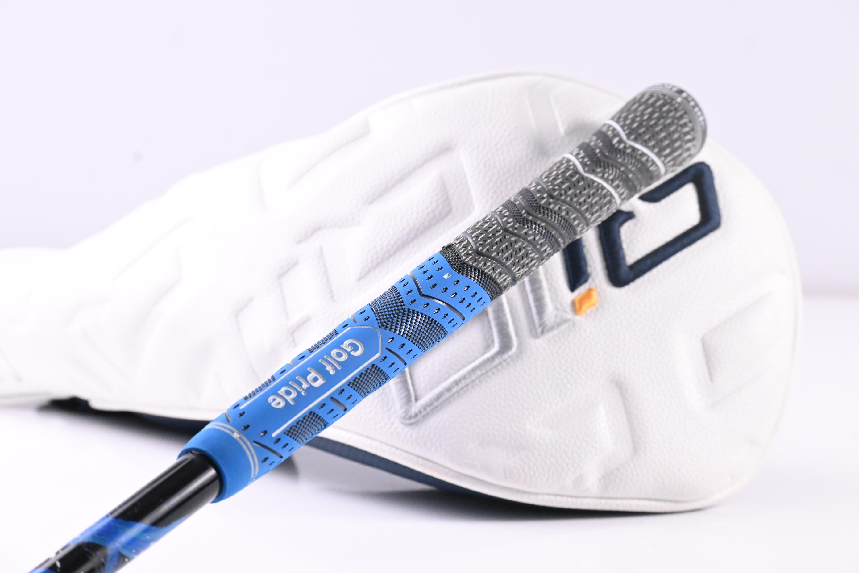 Taylormade Qi10 LS Driver / 10.5 Degree / Stiff Flex Kai'Li Blue 60 Shaft
