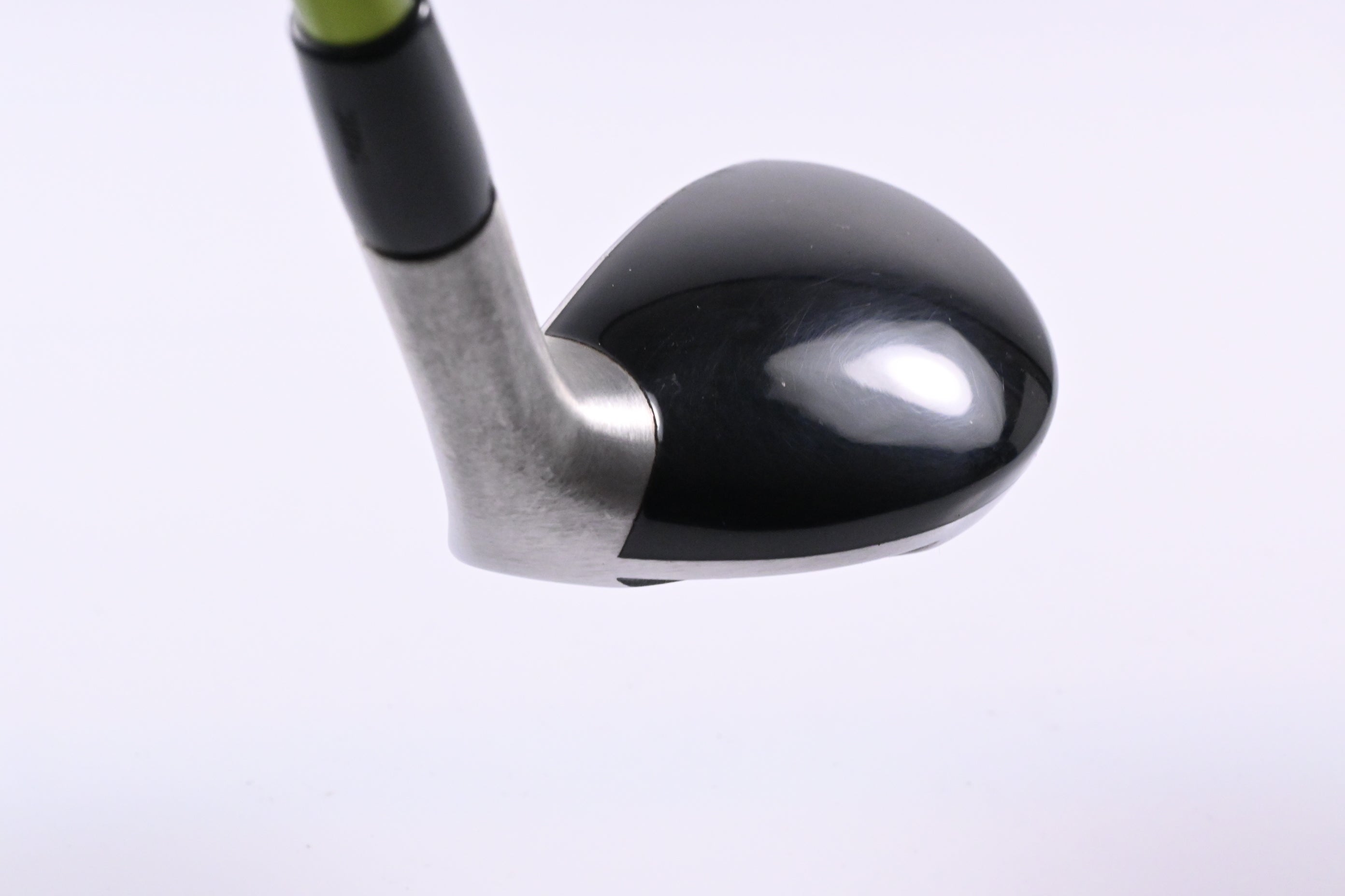 Titleist 585.H #3 Hybrid / 19 Degree / Stiff Flex Aldila NV 85 Shaft