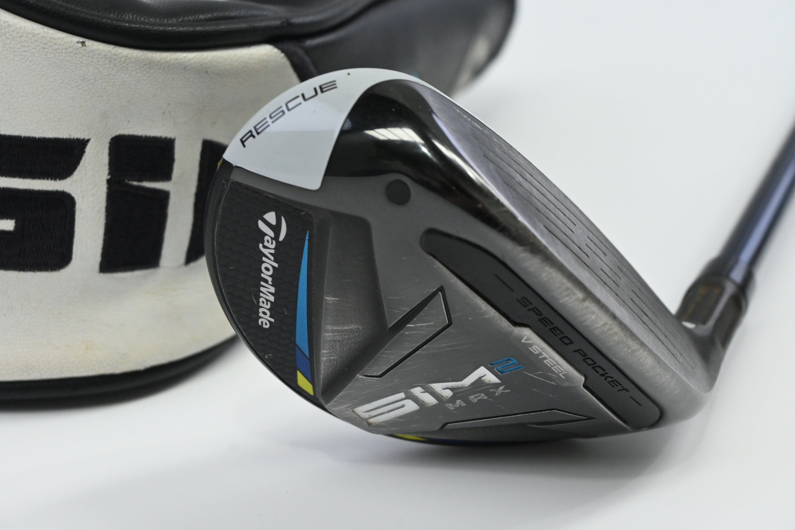 Taylormade SIM2 Max #3 Hybrid / 19 Degree / Stiff Flex Fujikura Ventus Blue 7
