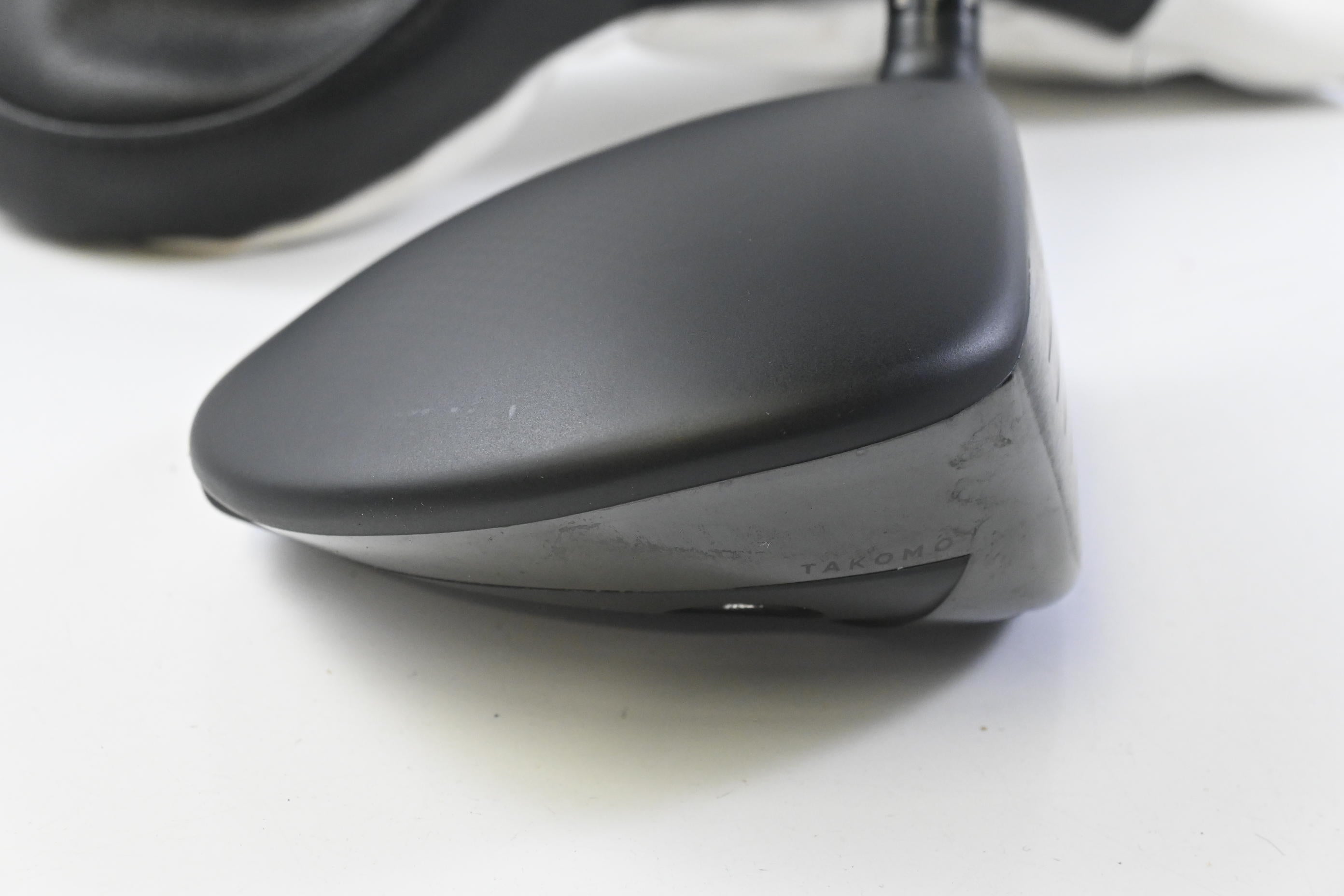 Takomo IIGNIS D1 Driver / 10.5 Degree / Stiff Flex Fujikura Ventus Blue 6 Shaft