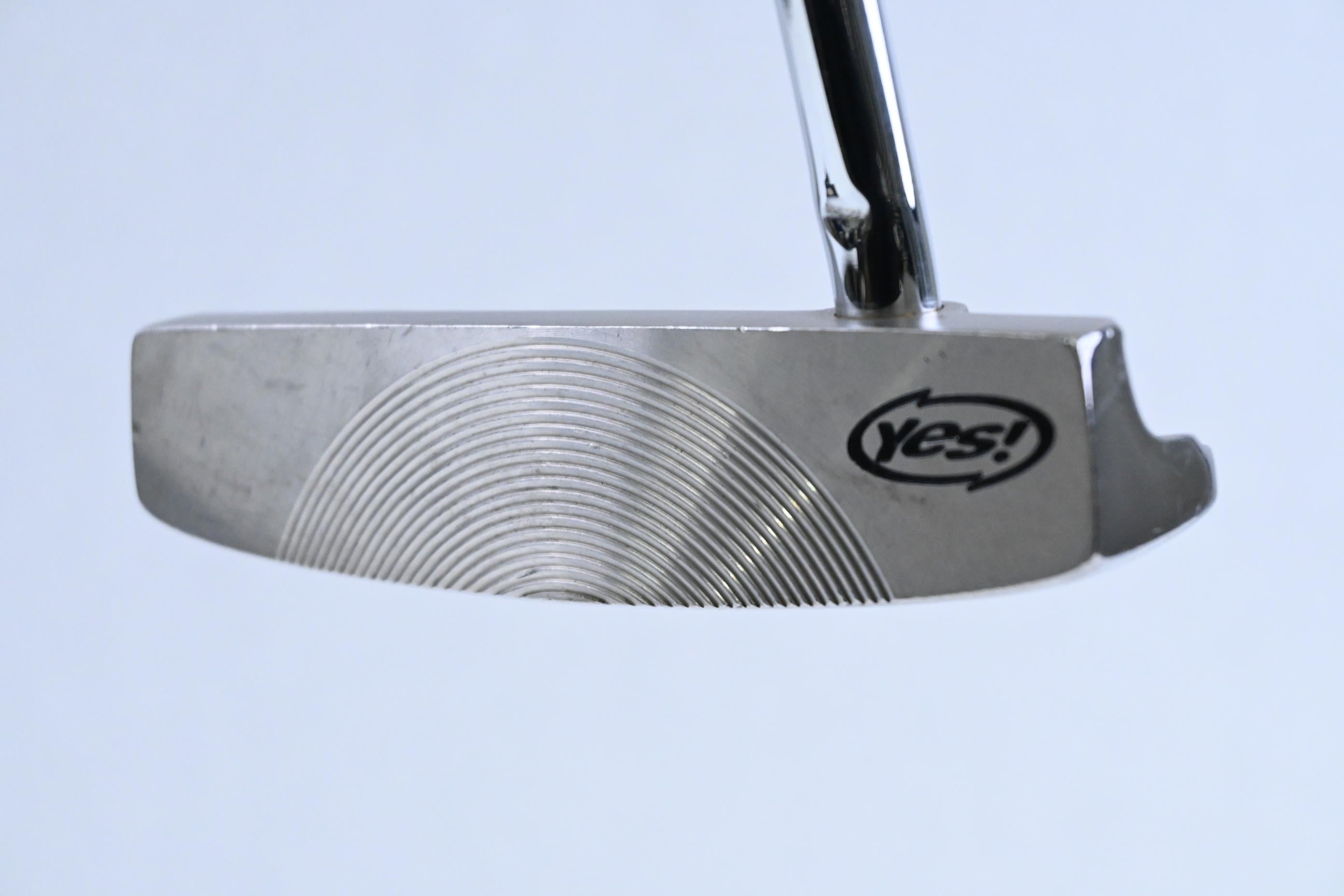 Yes! C-Groove Putter / 34 Inch