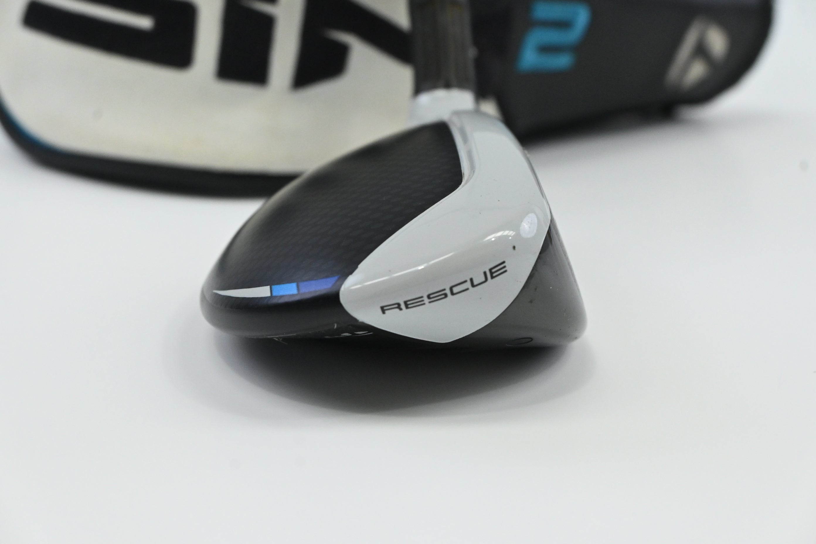 Taylormade SIM2 Max #3 Hybrid / 19 Degree / Stiff Flex Fujikura Ventus Blue 7