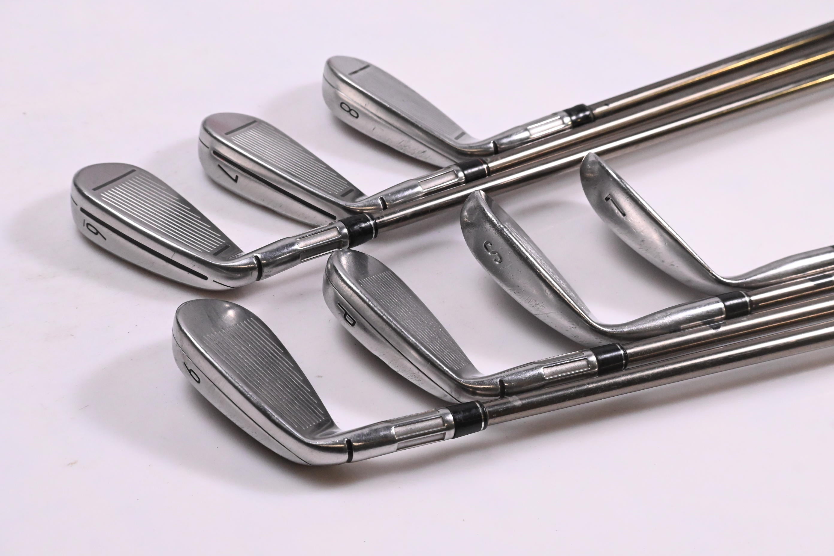 Taylormade M4 Irons / 6-PW+SW+LW / Stiff Flex UST Recoil ES460 Shafts