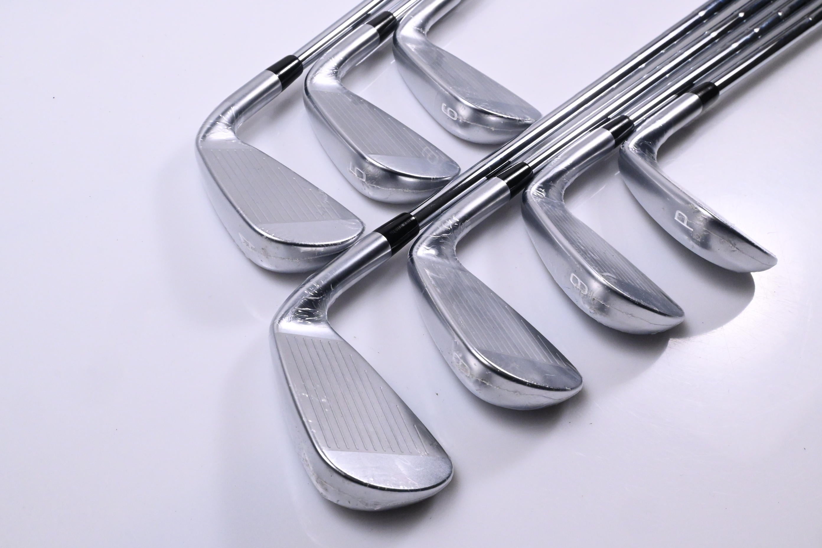 Left Hand Mizuno JPX 923 Hot Metal Pro Irons / 4-PW / Stiff Flex KBS Tour Shafts