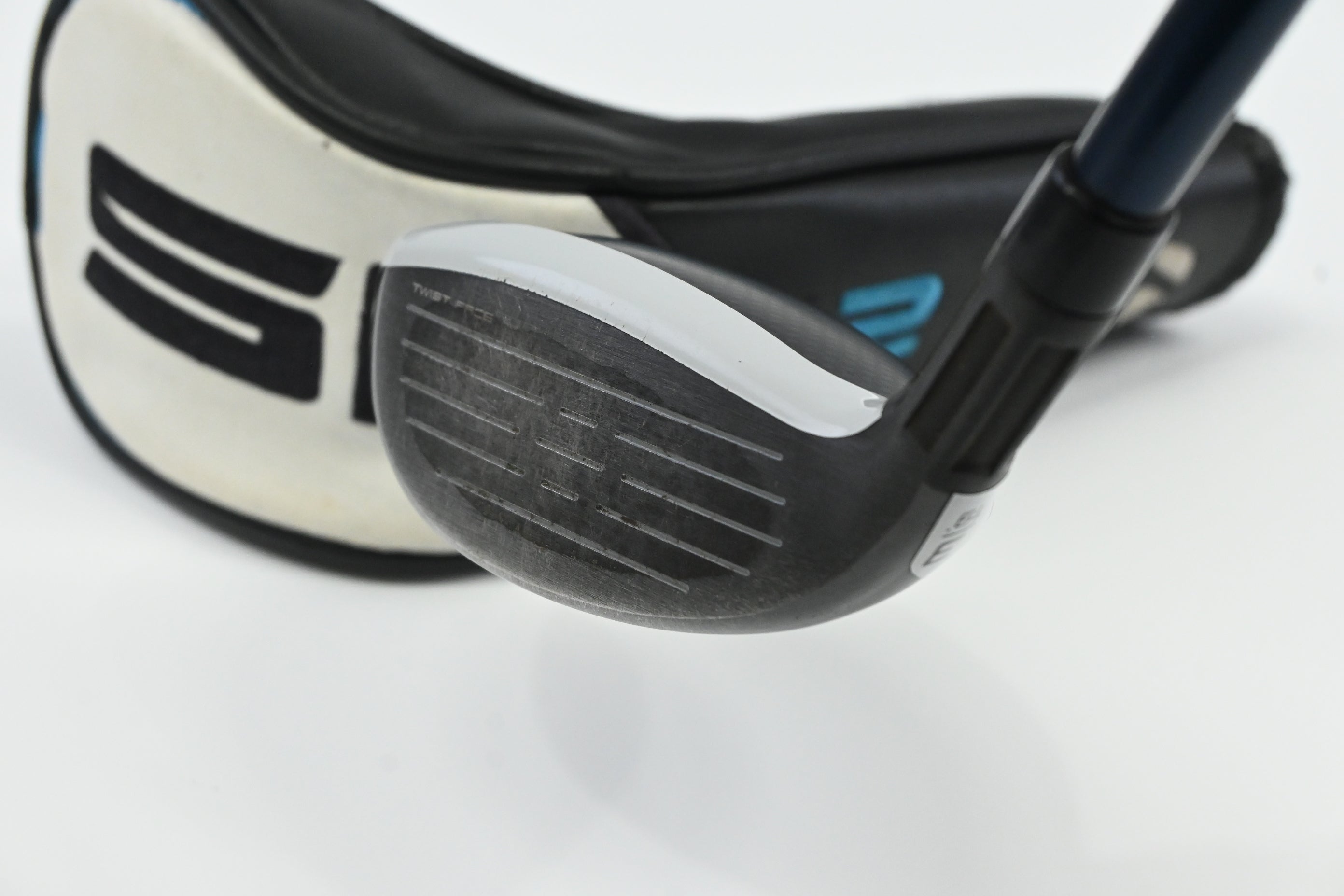 Taylormade SIM2 Max #3 Hybrid / 19 Degree / Stiff Flex Fujikura Ventus Blue 7