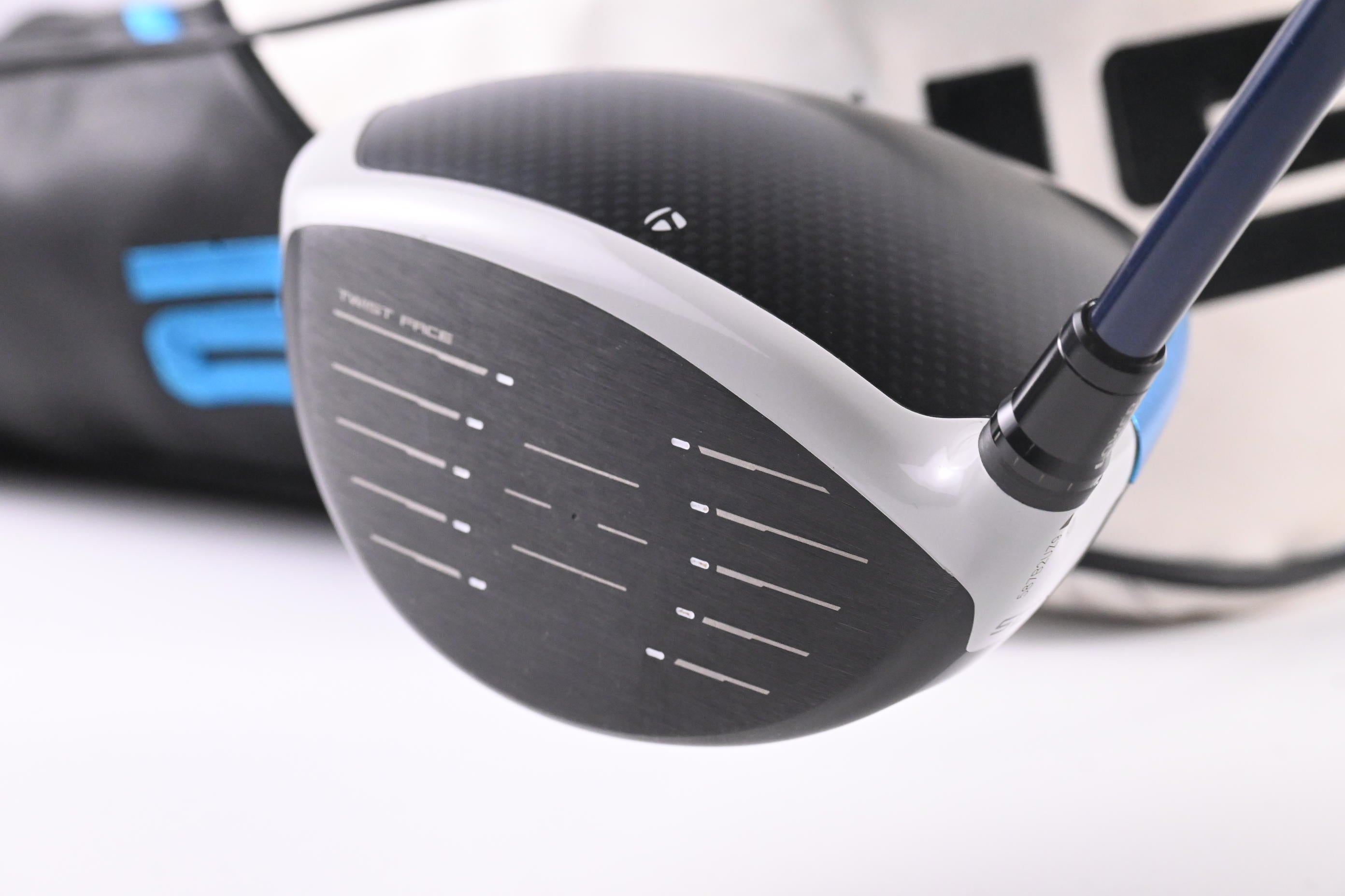 Taylormade SIM2 Max Driver / 10.5 Degree / Stiff Flex Ventus Blue 5 Shaft