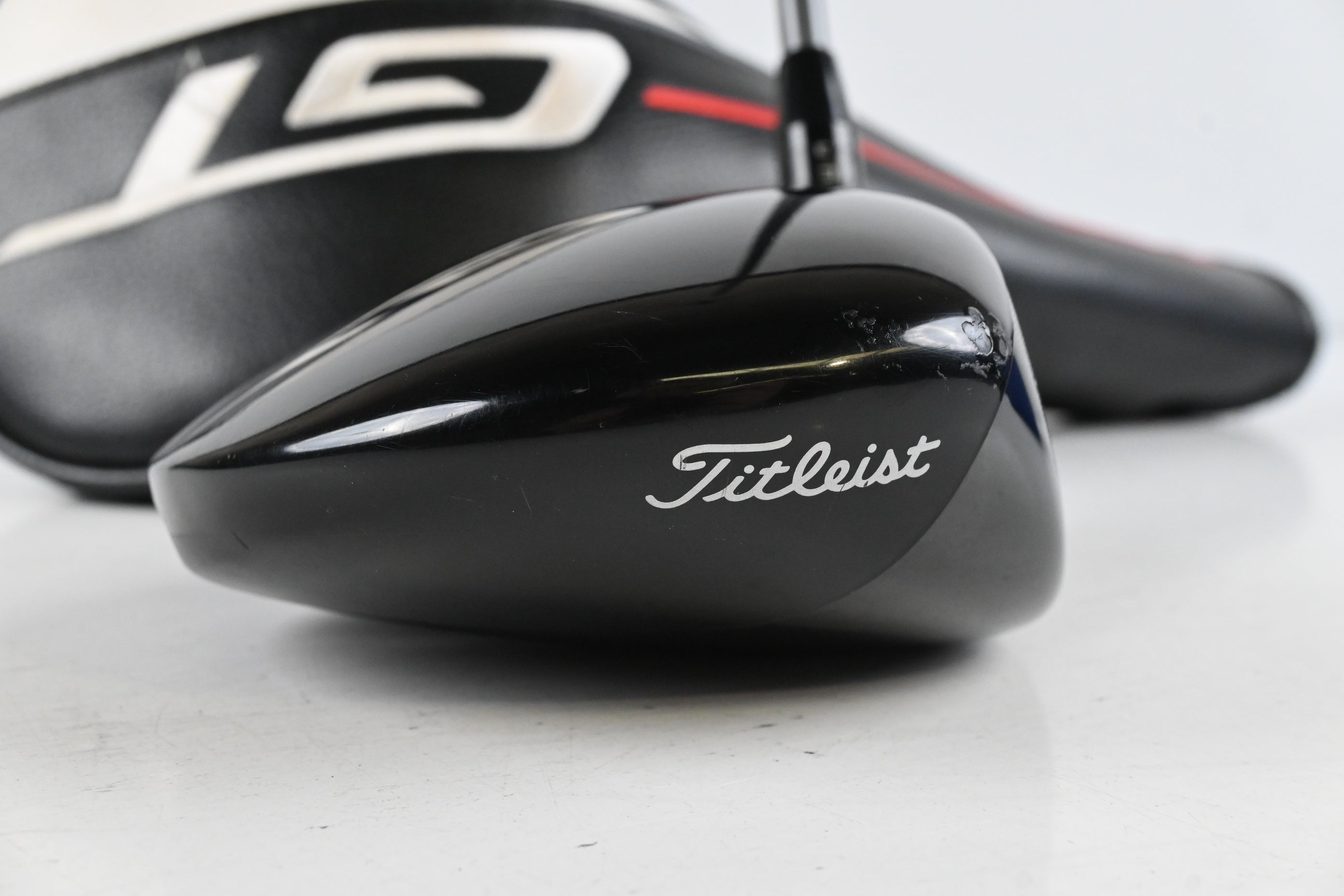 Titleist GT2 Driver / 11 Degree / Regular Flex Denali Charcoal 50 Shaft