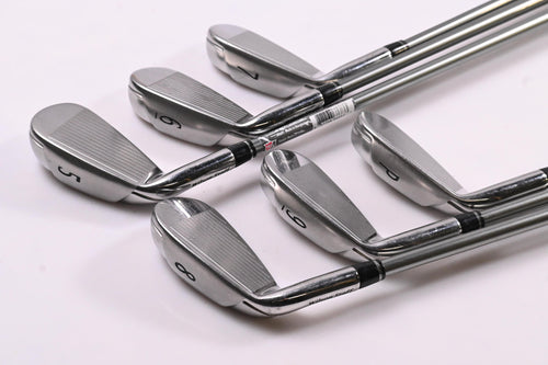 Wilson D200 Irons / 5-PW / Regular Flex UST Elements Chrome 59 Shafts