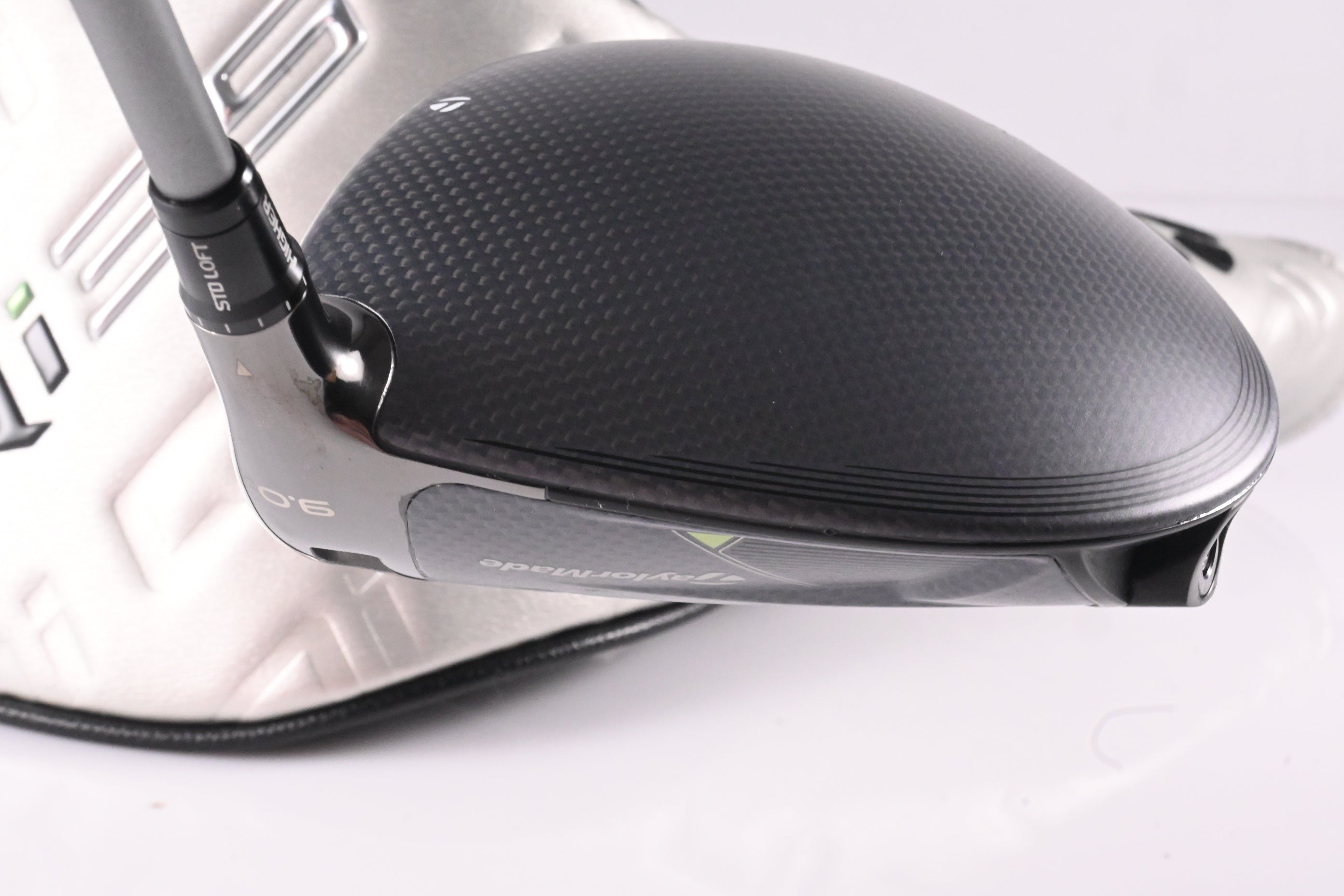 Taylormade Qi35 Driver / 9 Degree / Stiff Flex Fujikura Air Speeder 50 Shaft