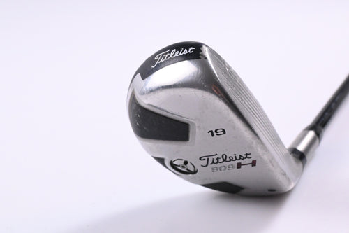 Titleist 909H #3 Hybrid / 19 Degree / Stiff Flex Aldila Voodoo Shaft
