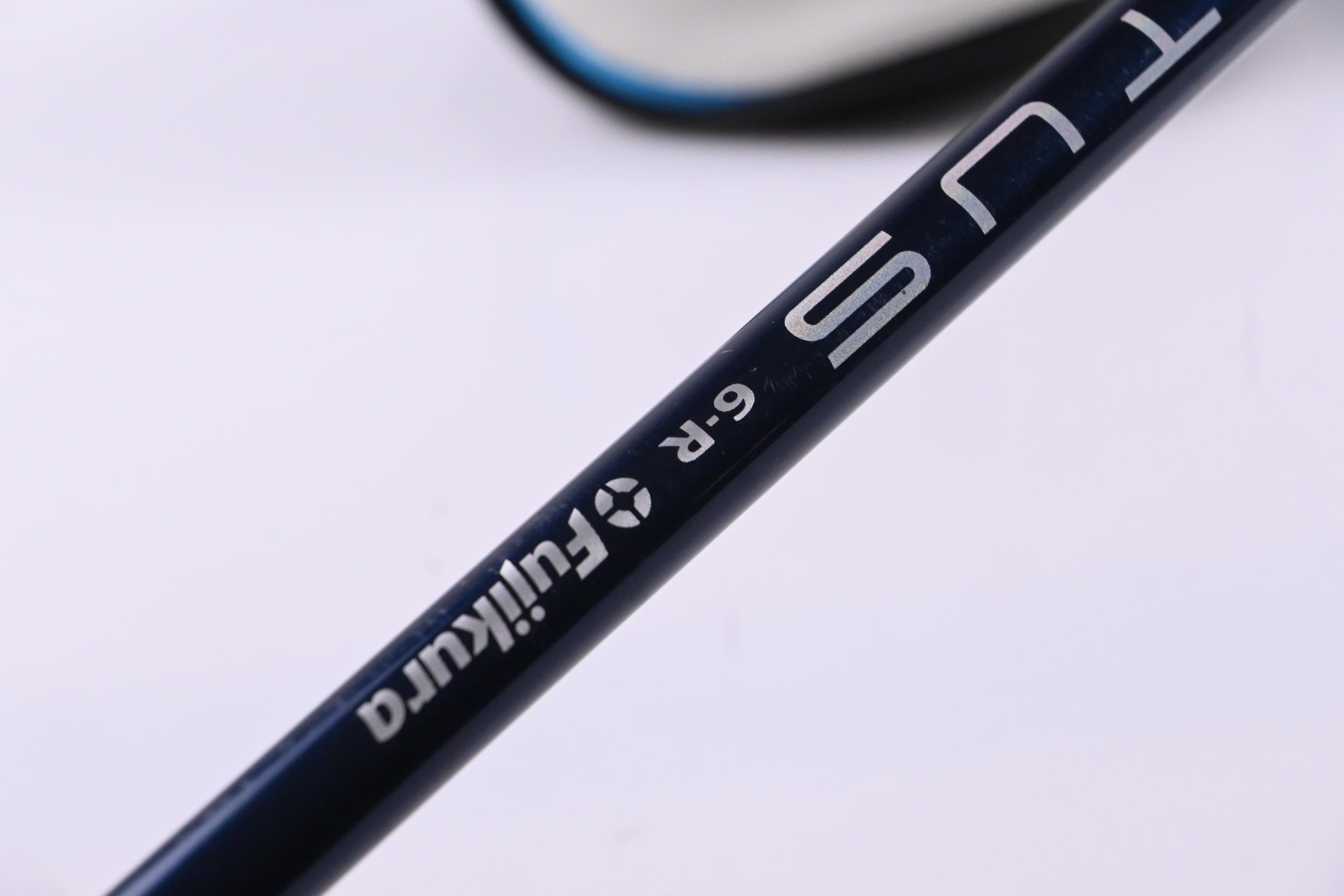 Left Hand Taylormade SIM2 Max #4 Hybrid / 22 Degree / Regular Flex Ventus Blue 6