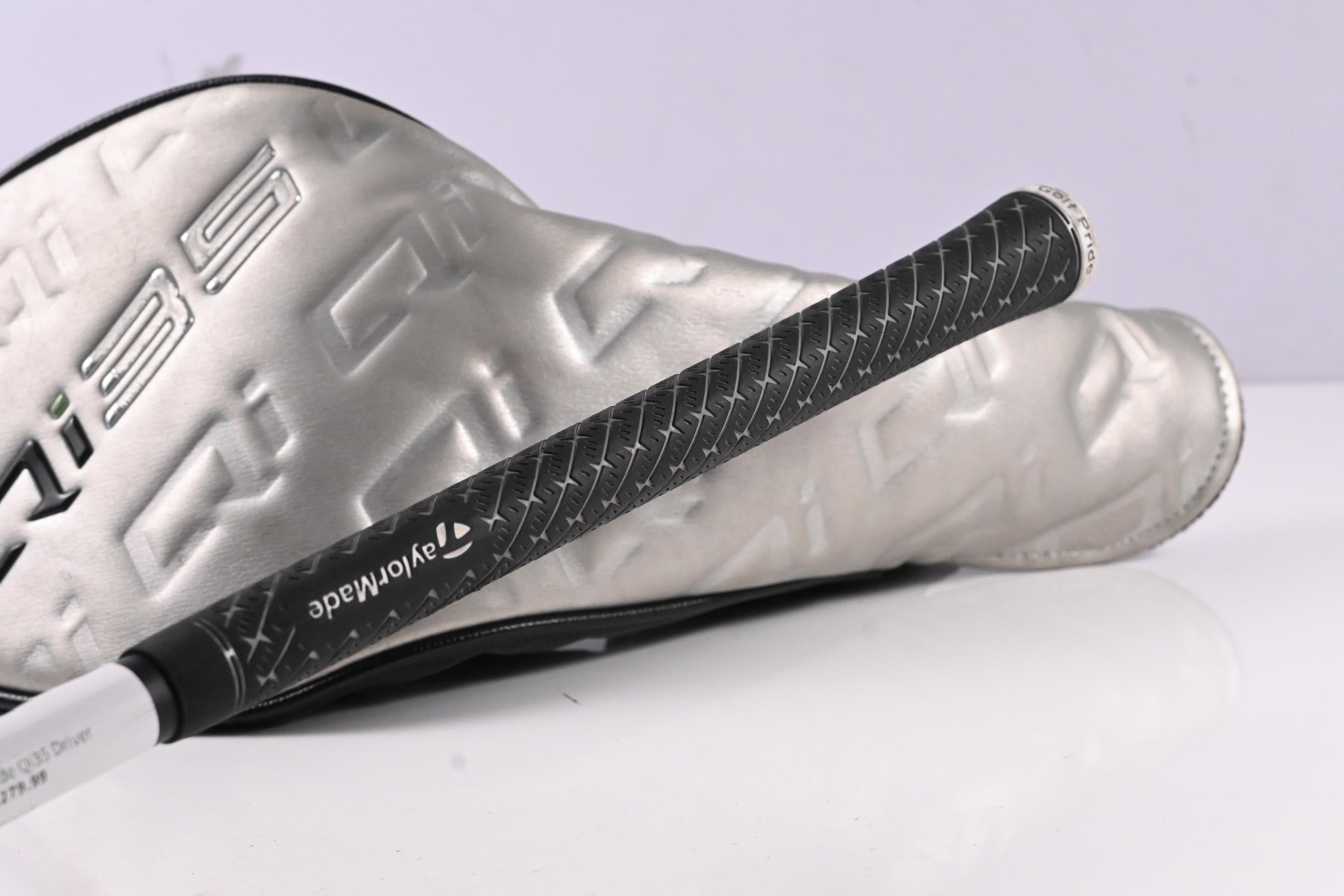 Taylormade Qi35 Driver / 12 Degree / Regular Flex Vanquish 4 Shaft