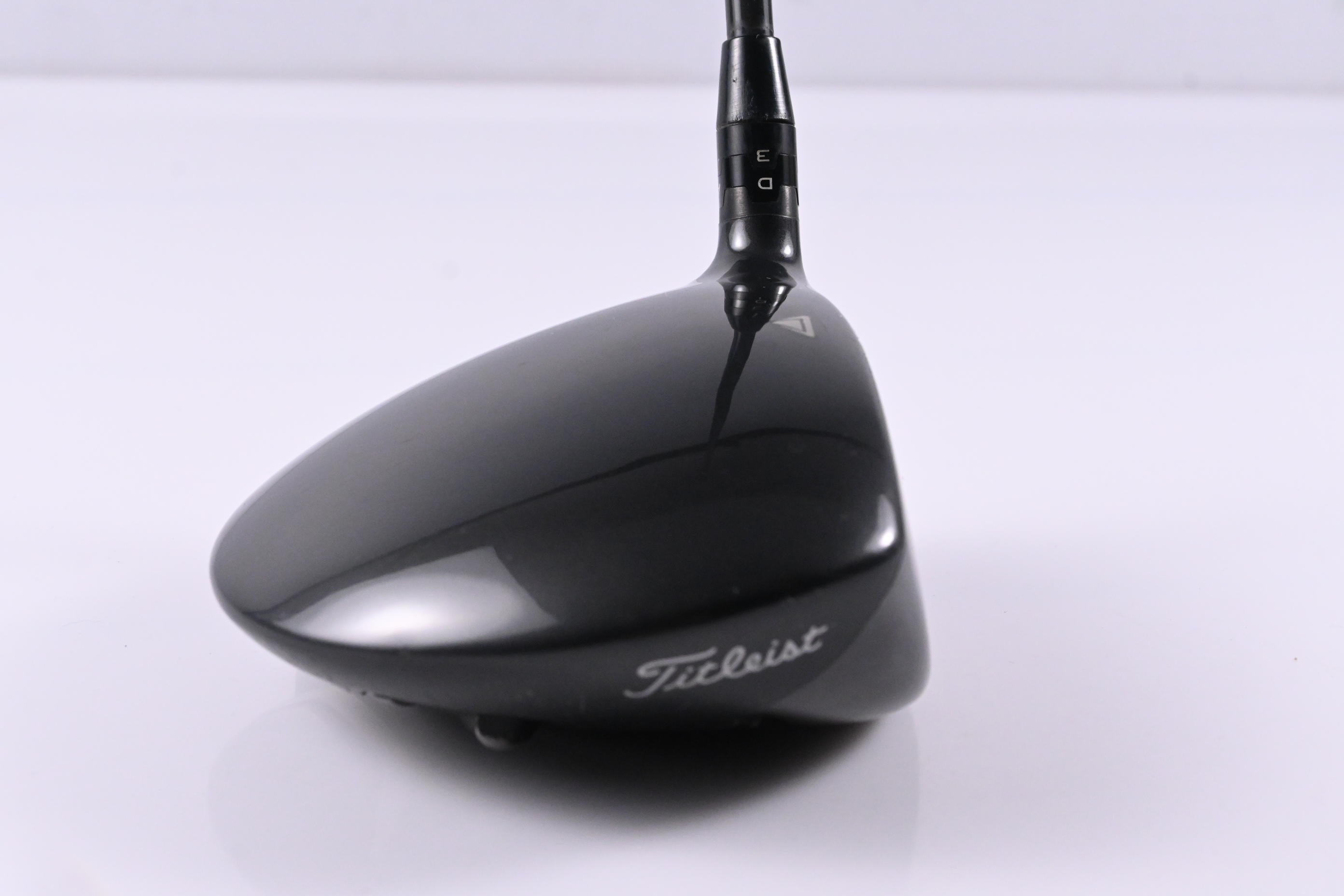 Titleist 917 D2 Driver / 10.5 Degree / Regular Flex Diamana M+ Ltd Red 50 Shaft