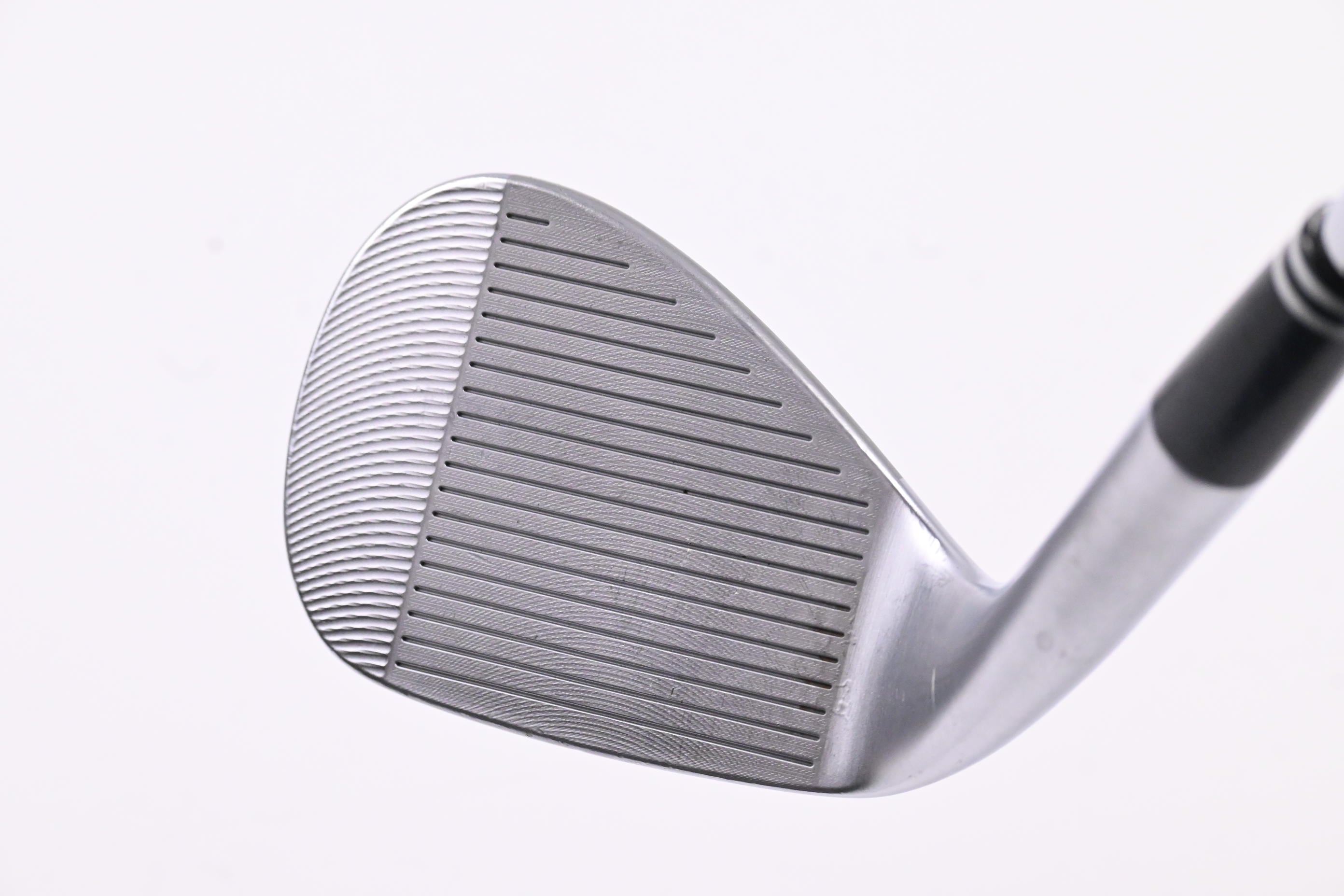 Cleveland RTX 6 Zipcore Gap Wedge / 52 Degree / Wedge Flex Dynamic Gold Spinner