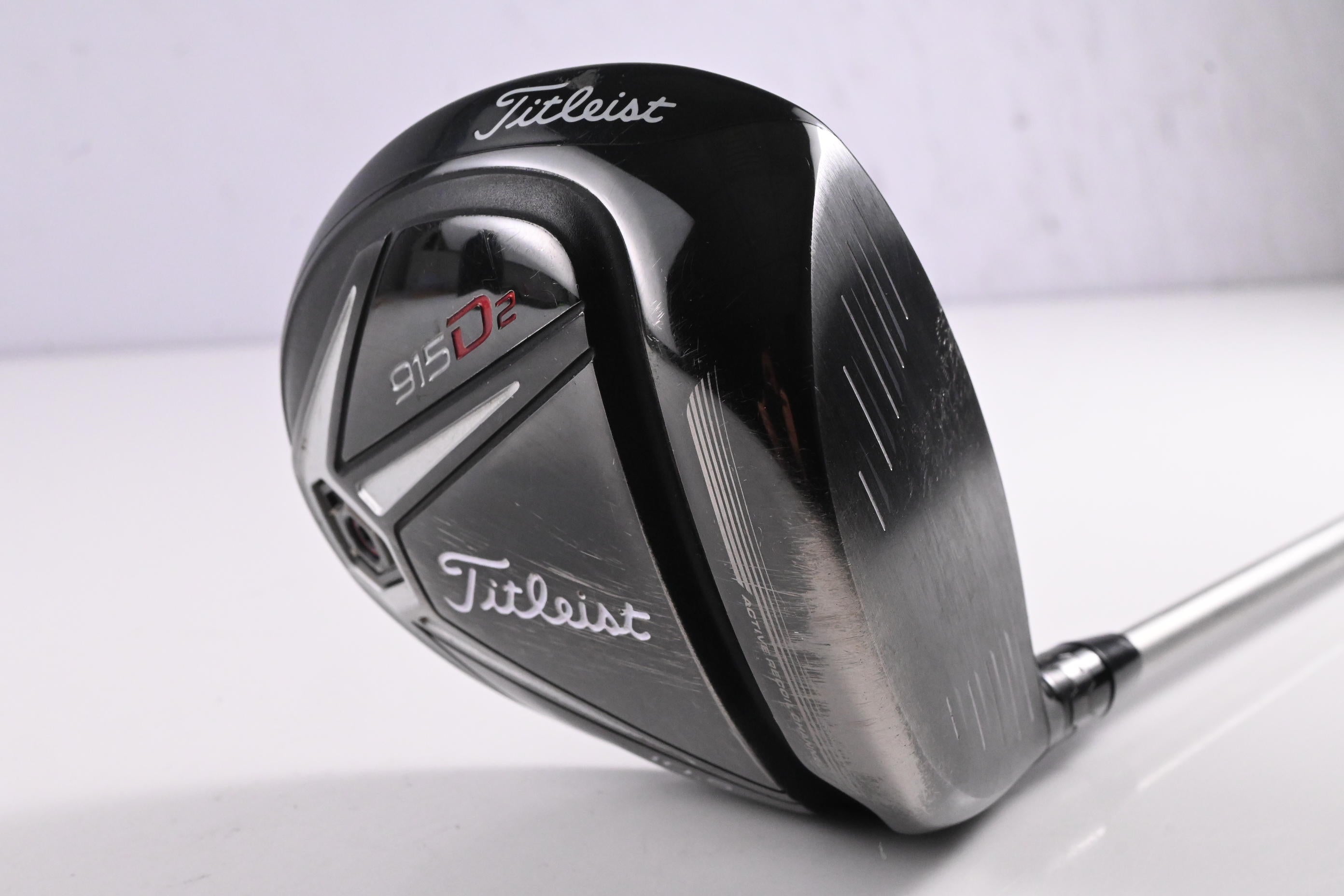 Titleist 915 D2 Driver / 10.5 Degree / Stiff Flex Diamana S+ Blue 60 Shaft