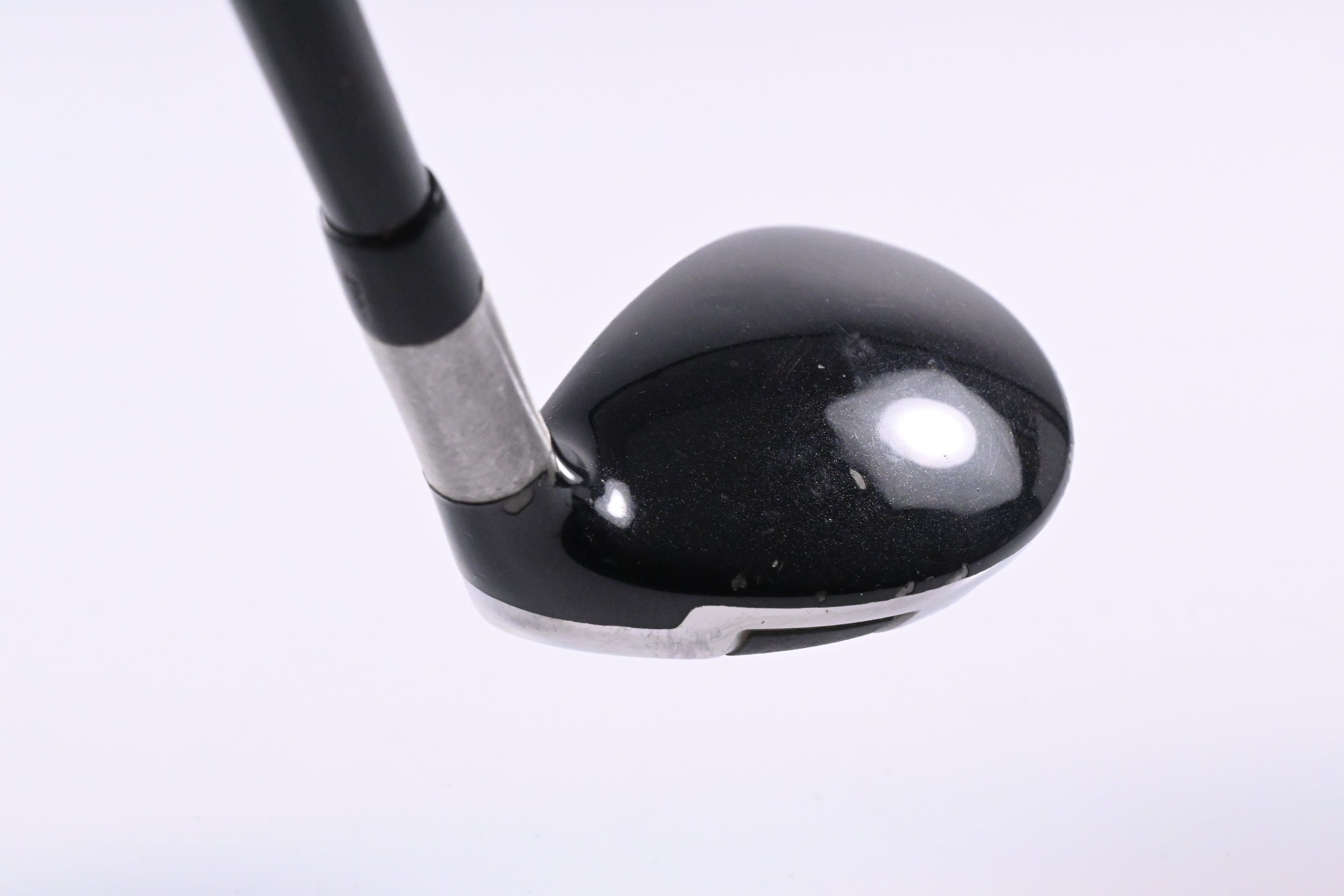 Titleist 909H #3 Hybrid / 19 Degree / Stiff Flex Aldila Voodoo Shaft