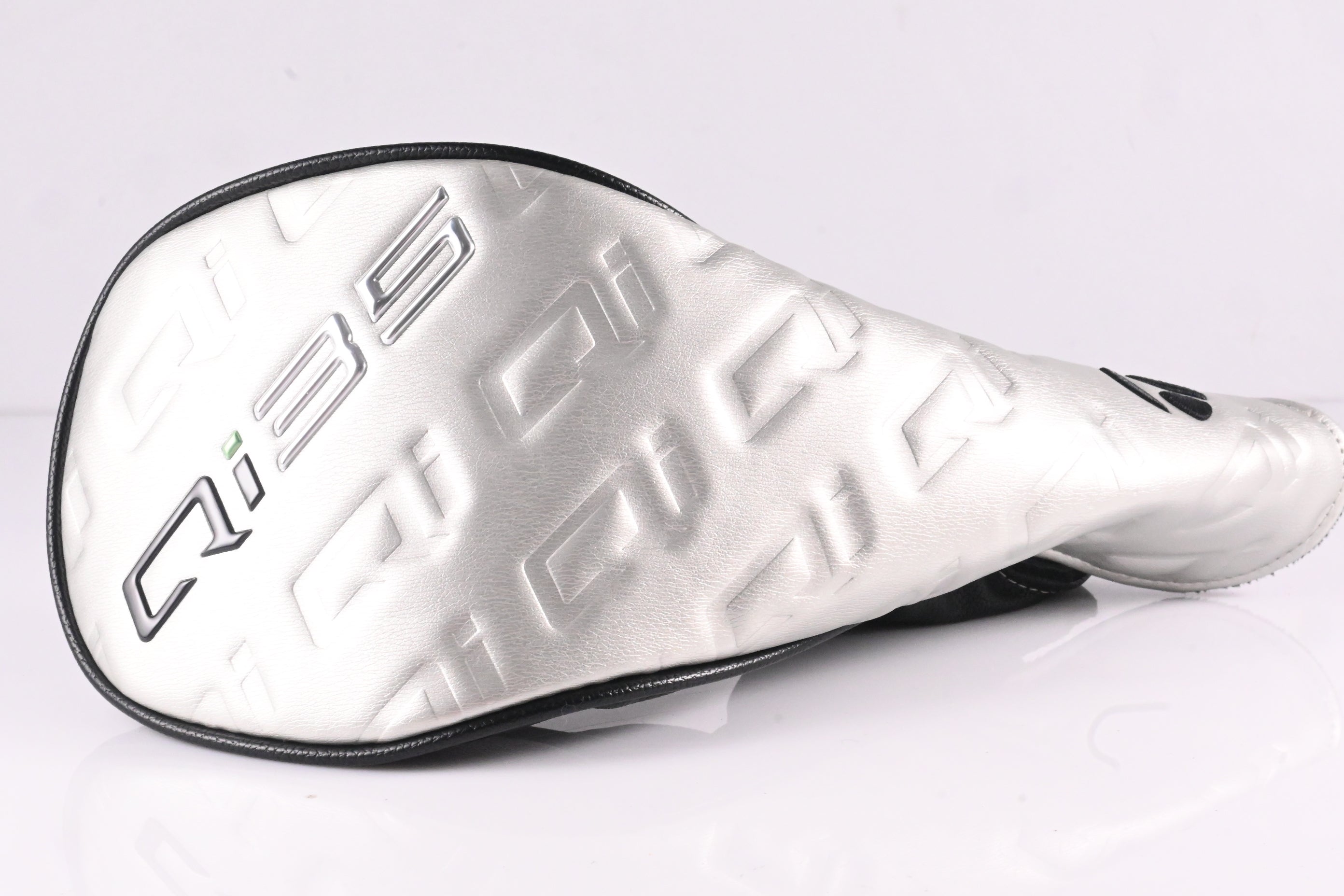 Taylormade Qi35 Driver / 9 Degree / Stiff Flex Fujikura Air Speeder 50 Shaft