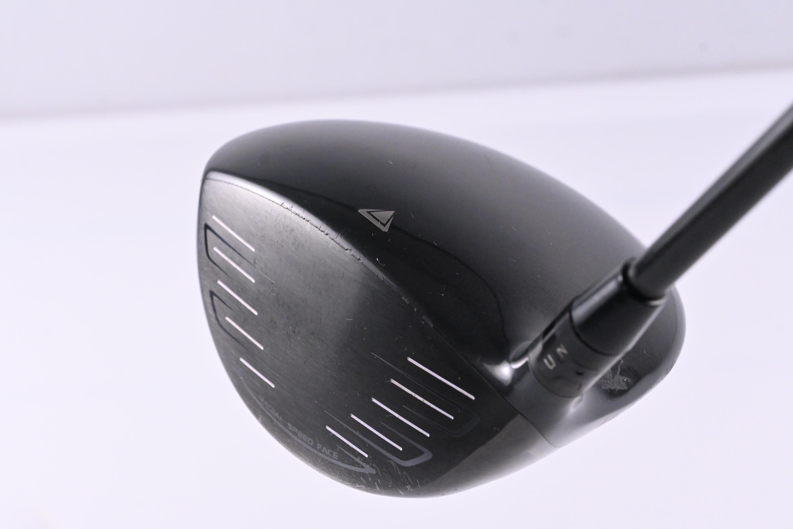 Titleist 917 D2 Driver / 10.5 Degree / Regular Flex Diamana M+ Ltd Red 50 Shaft