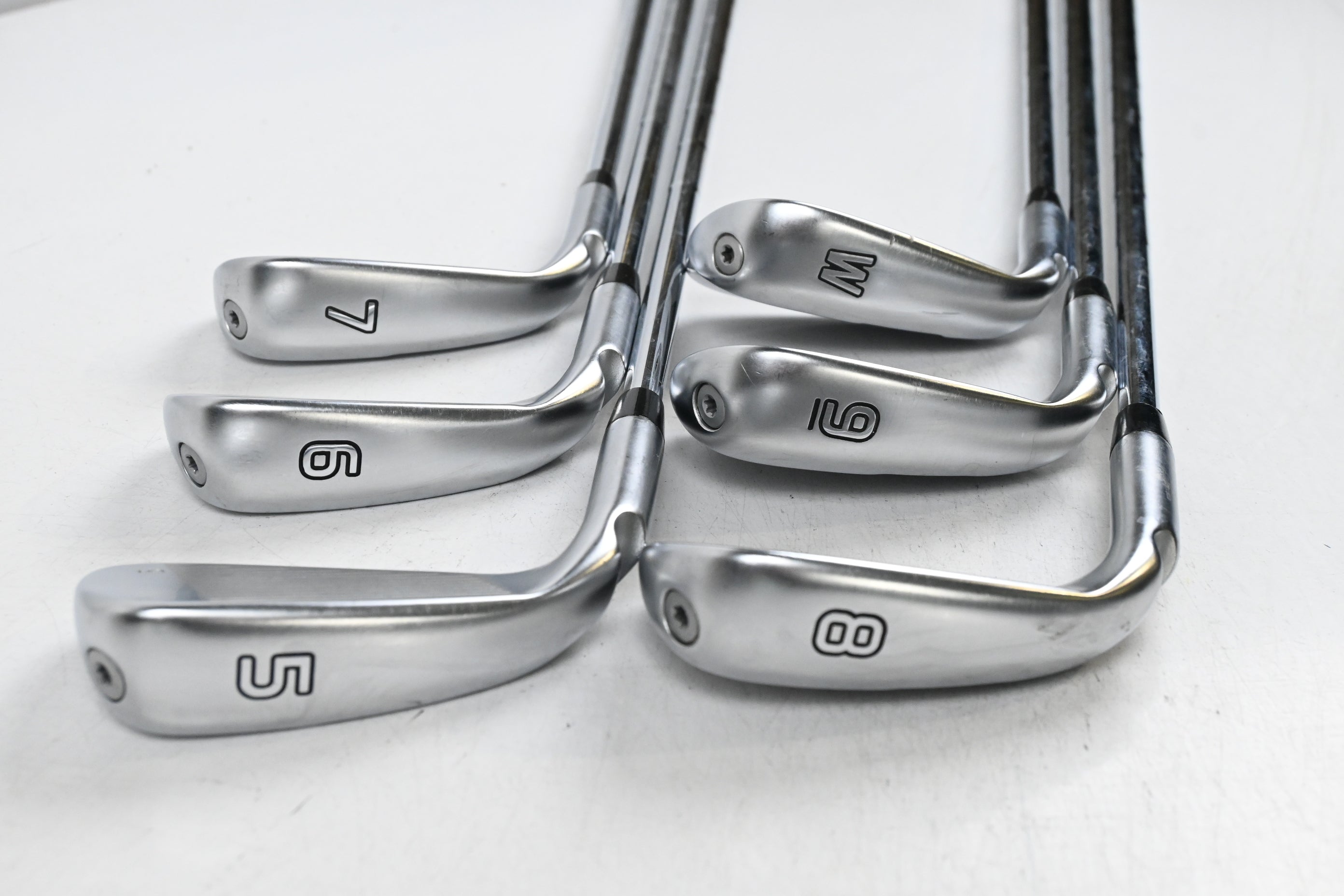 Ping G425 Irons / 5-PW / Silver Dot / X-Flex Dynamic Gold X100 Shafts