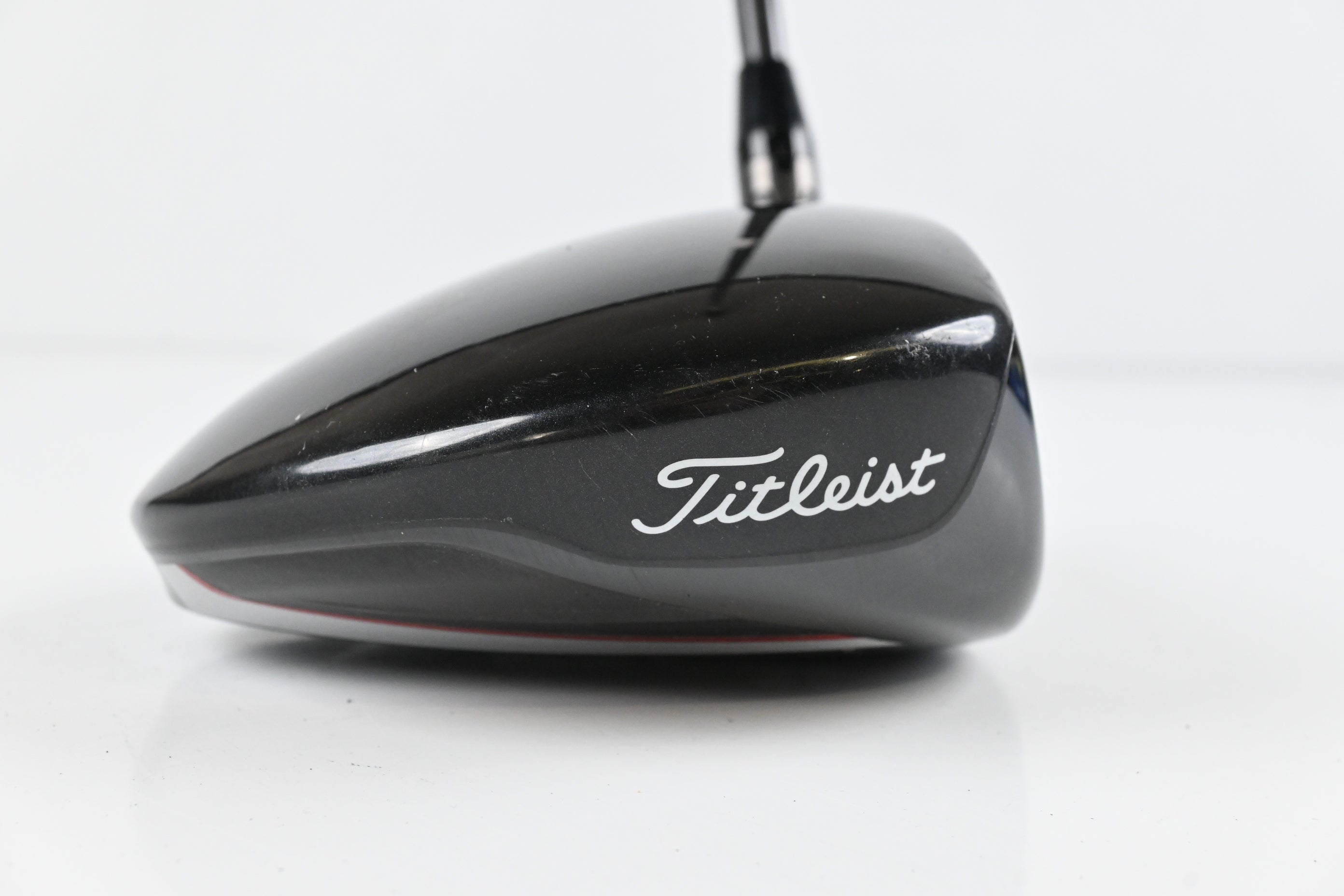 Titleist 913 D2 Driver / 9.5 Degree / Stiff Flex Aldila RIP Phenom 70 Shaft