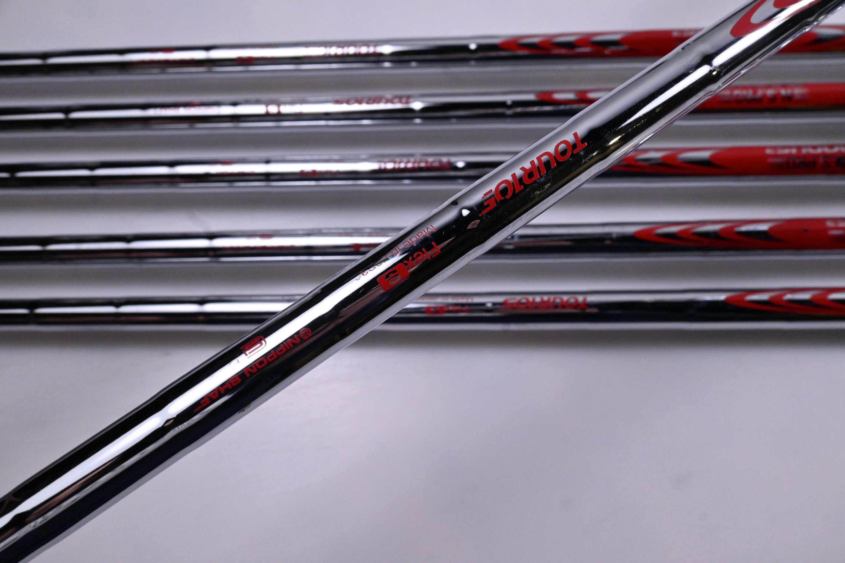 Left Hand Ping i59 Irons / 5-PW / Black Dot / Stiff Flex N.S.Pro Modus³ Tour 105