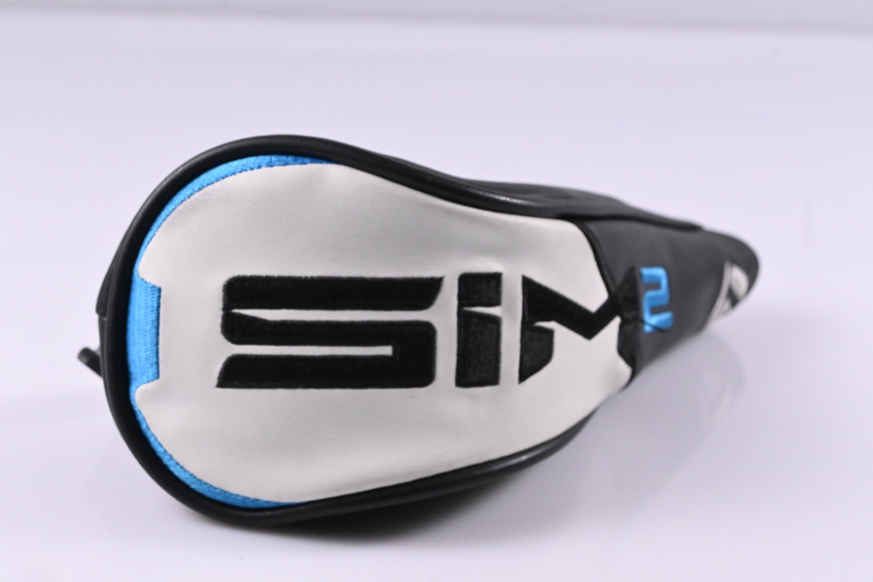 Left Hand Taylormade SIM2 Max #4 Hybrid / 22 Degree / Regular Flex Ventus Blue 6